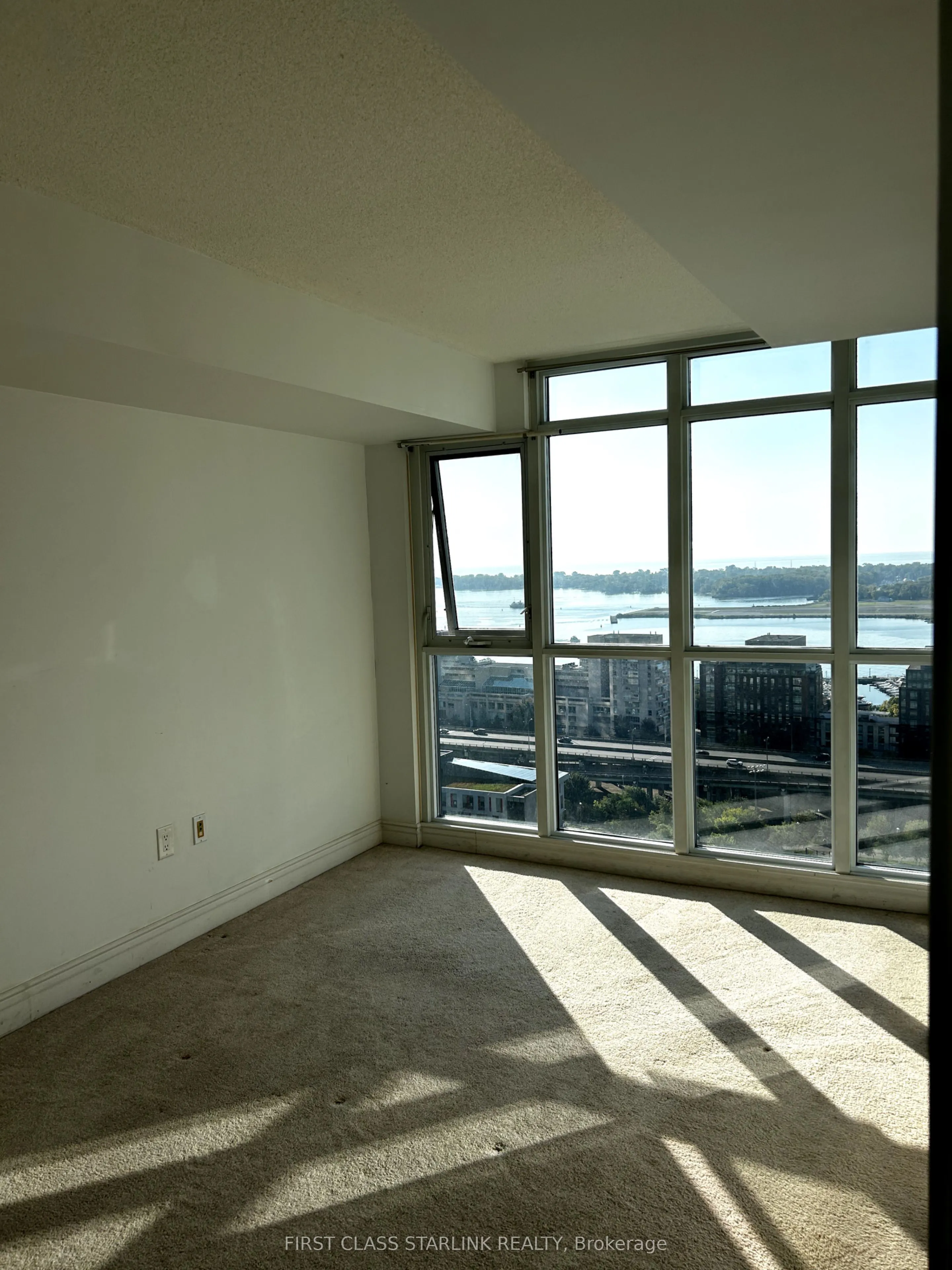 15 Iceboat Terrace, #2607