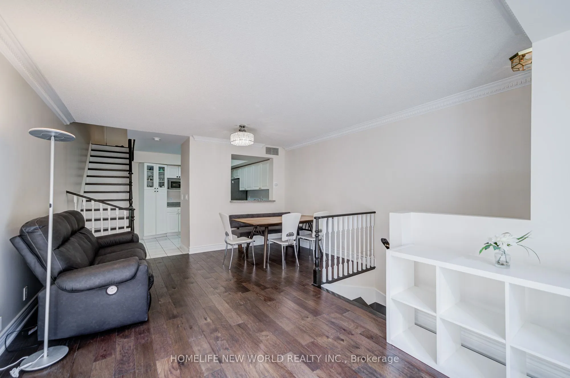 28 Sommerset Way, #1313