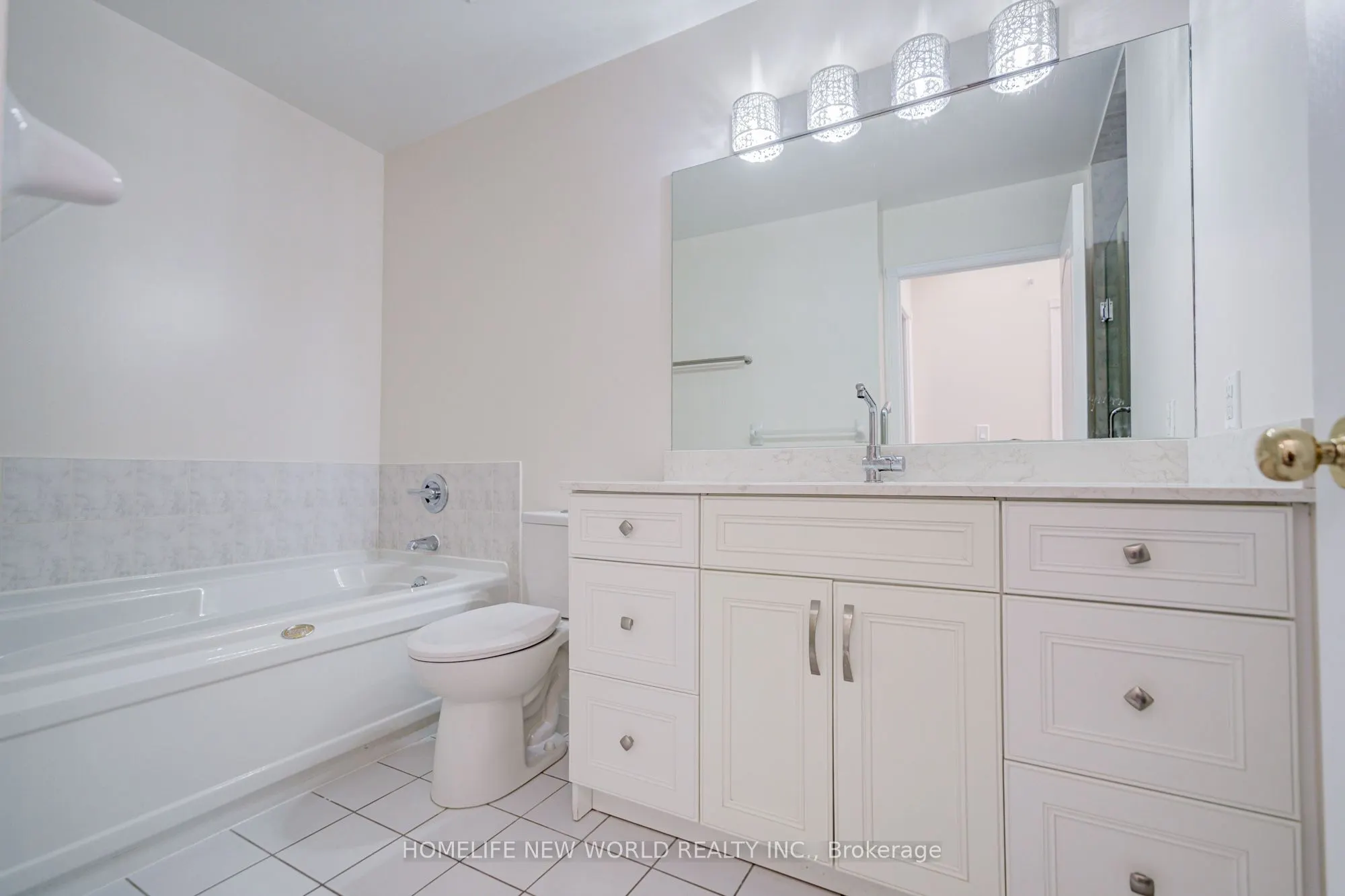 28 Sommerset Way, #1313