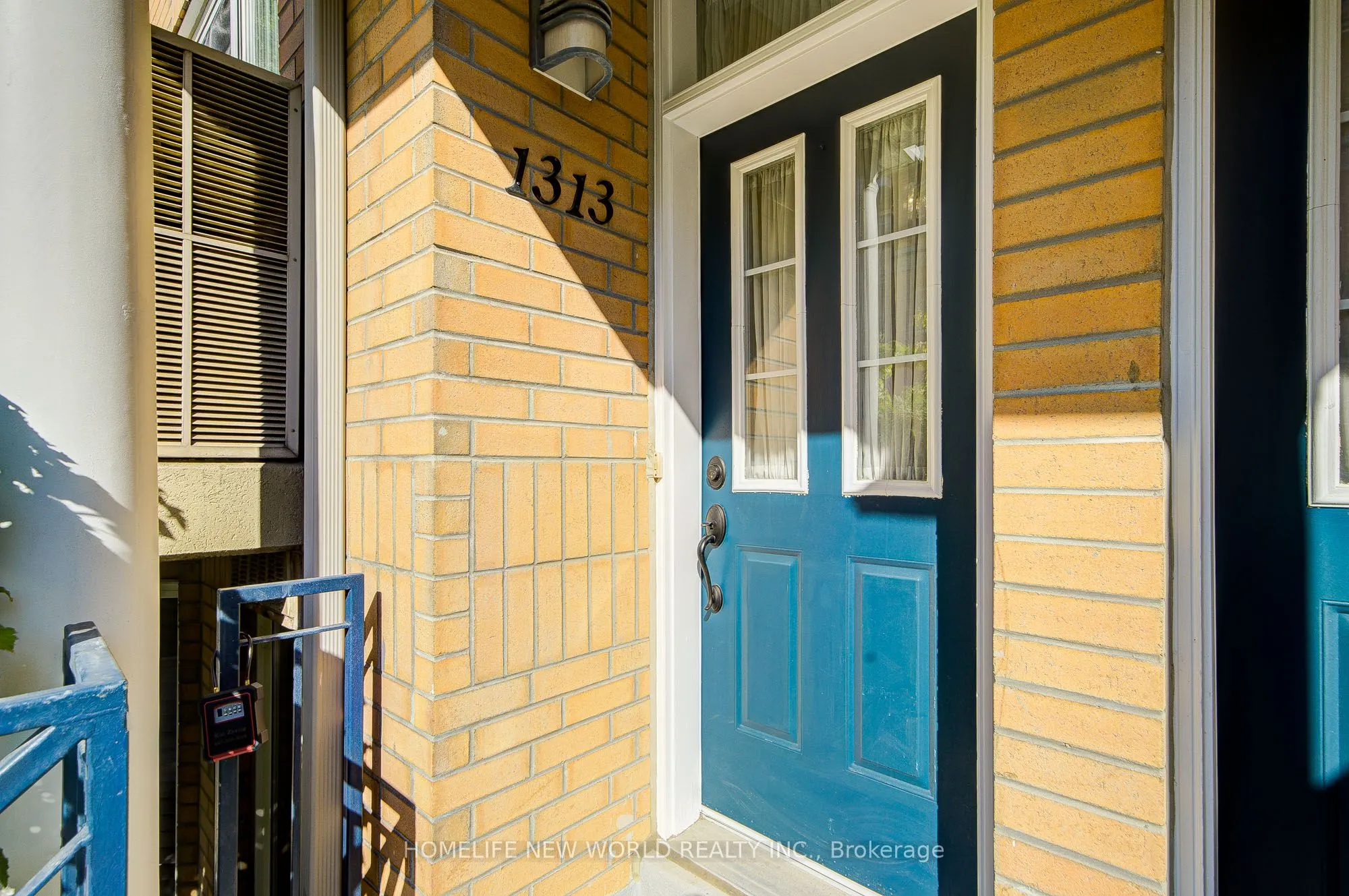 28 Sommerset Way, #1313