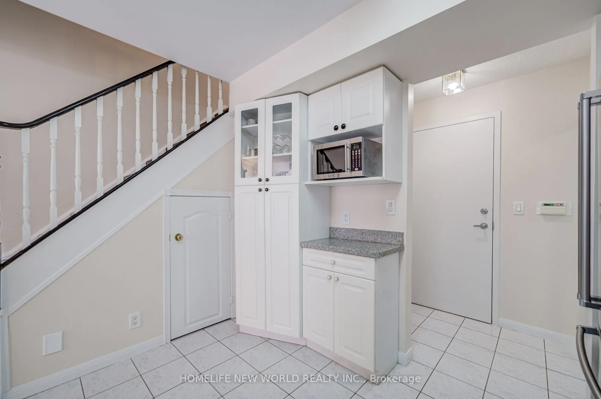 28 Sommerset Way, #1313