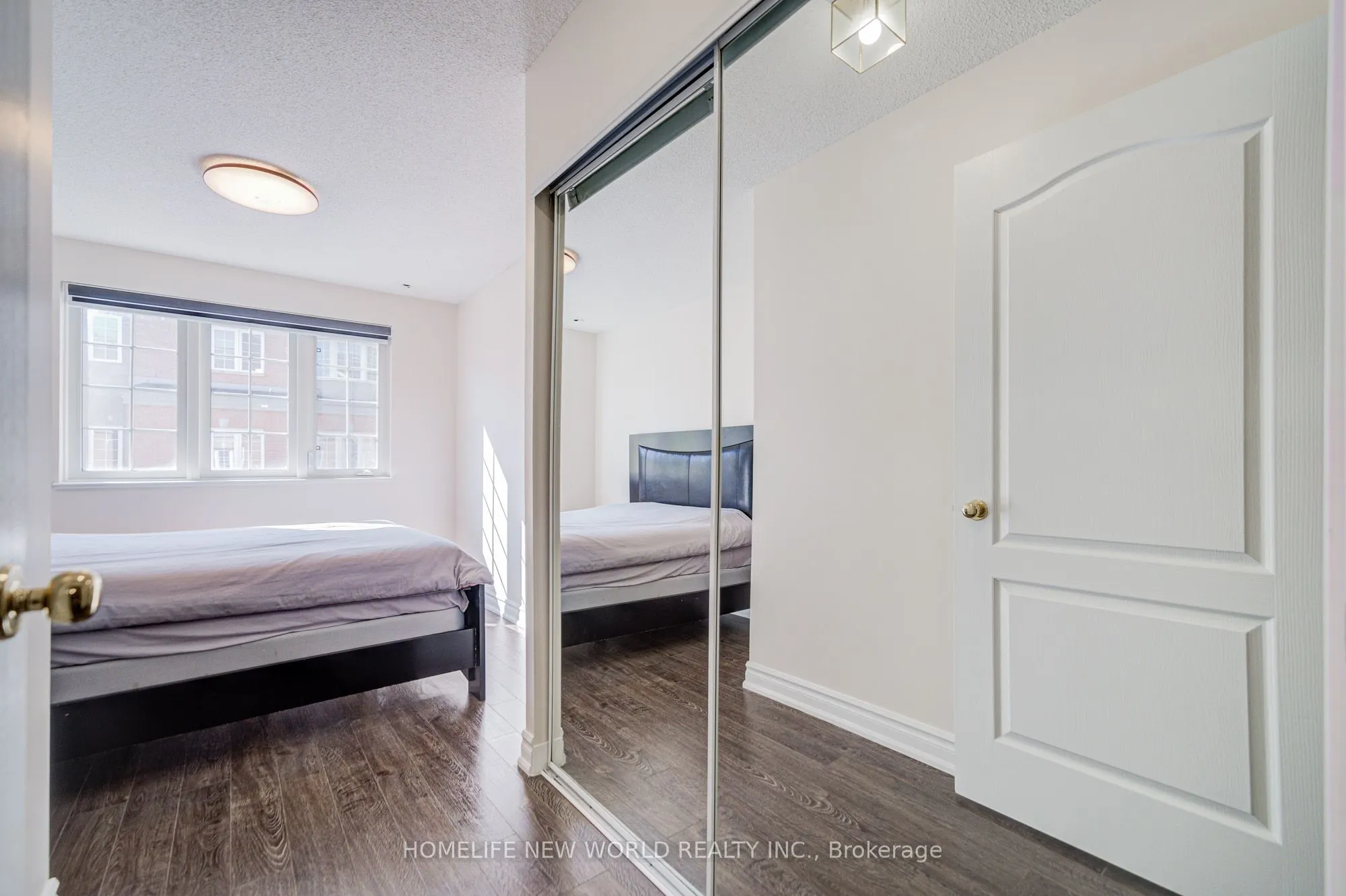 28 Sommerset Way, #1313