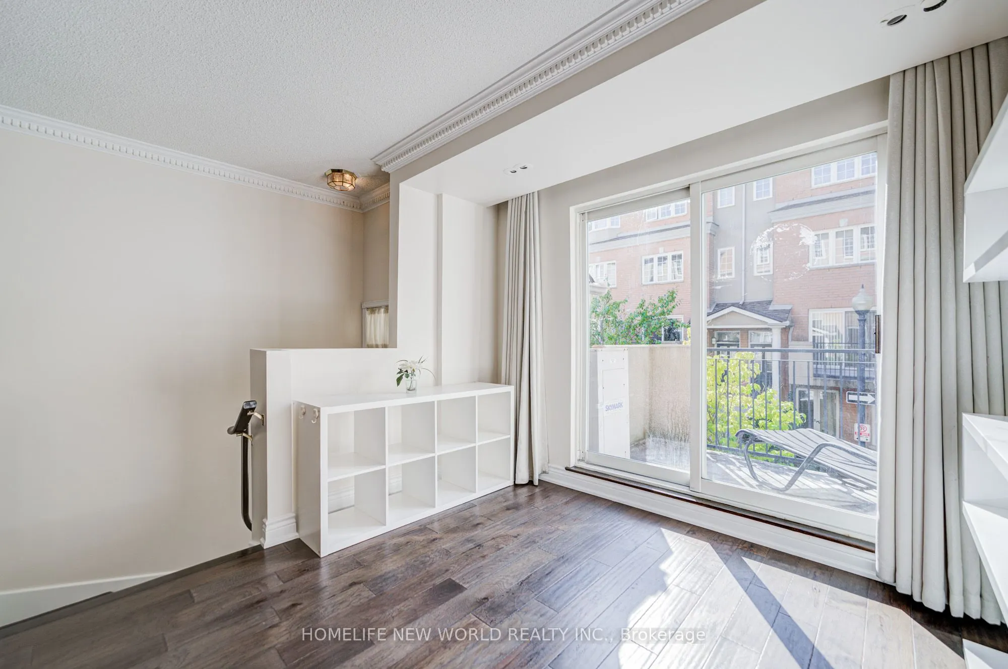 28 Sommerset Way, #1313