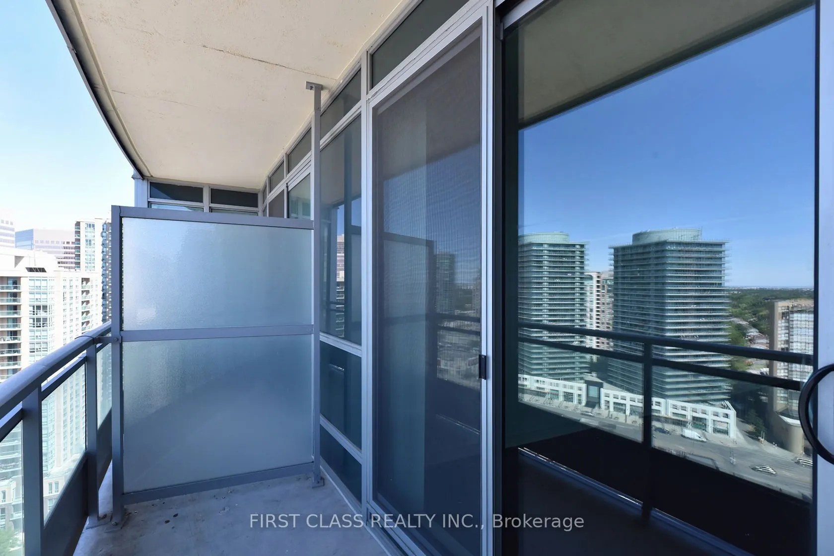 18 Holmes Avenue, #1806