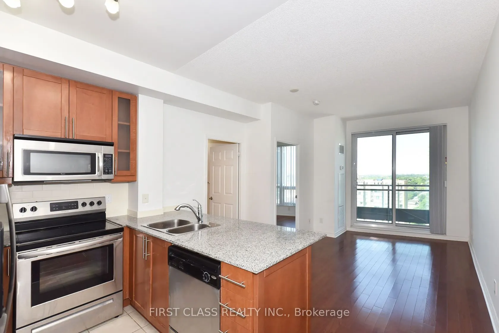 18 Holmes Avenue, #1806