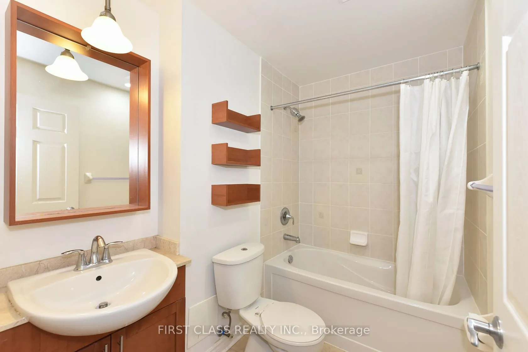 18 Holmes Avenue, #1806