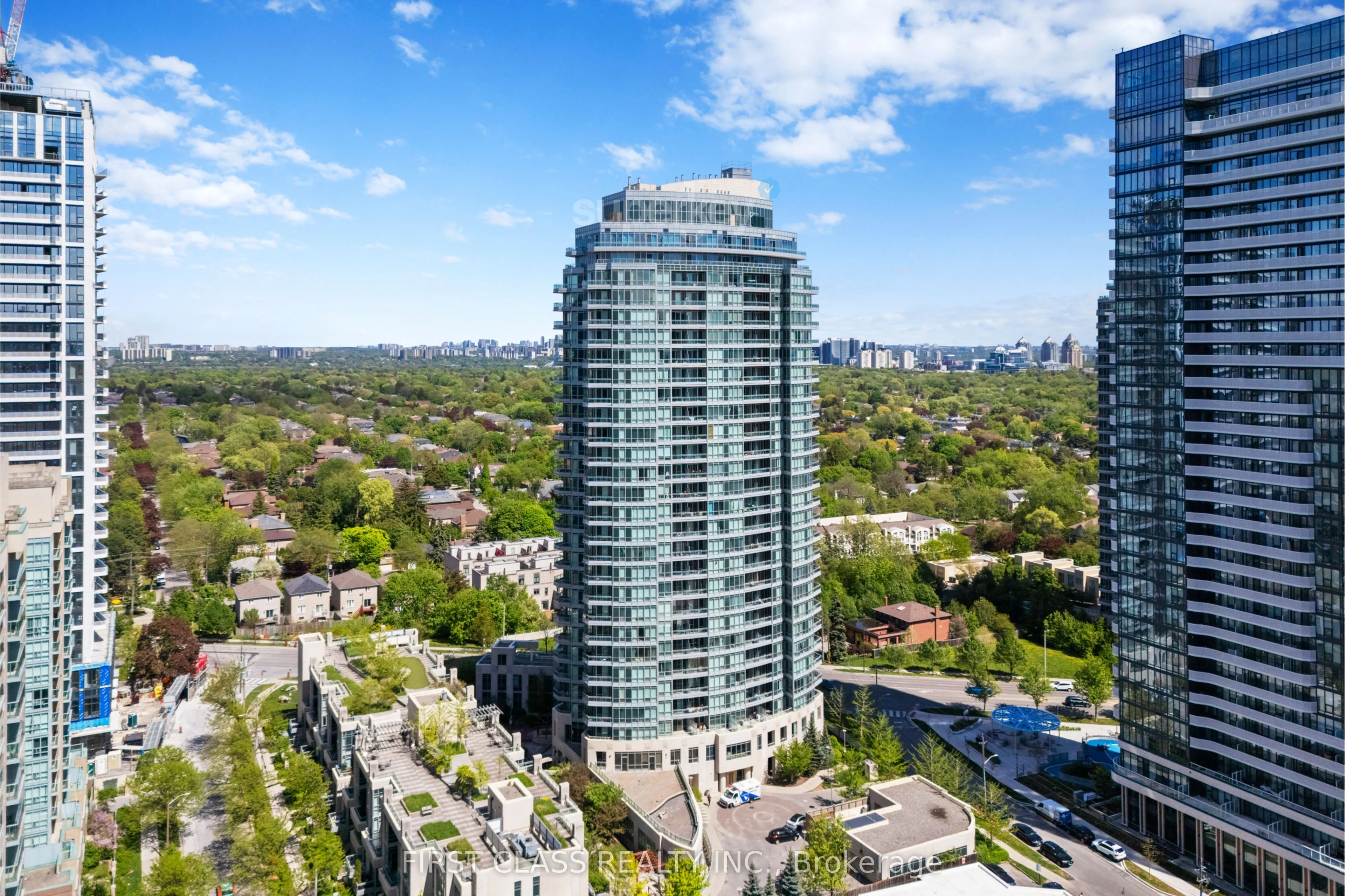 18 Holmes Avenue, #1806