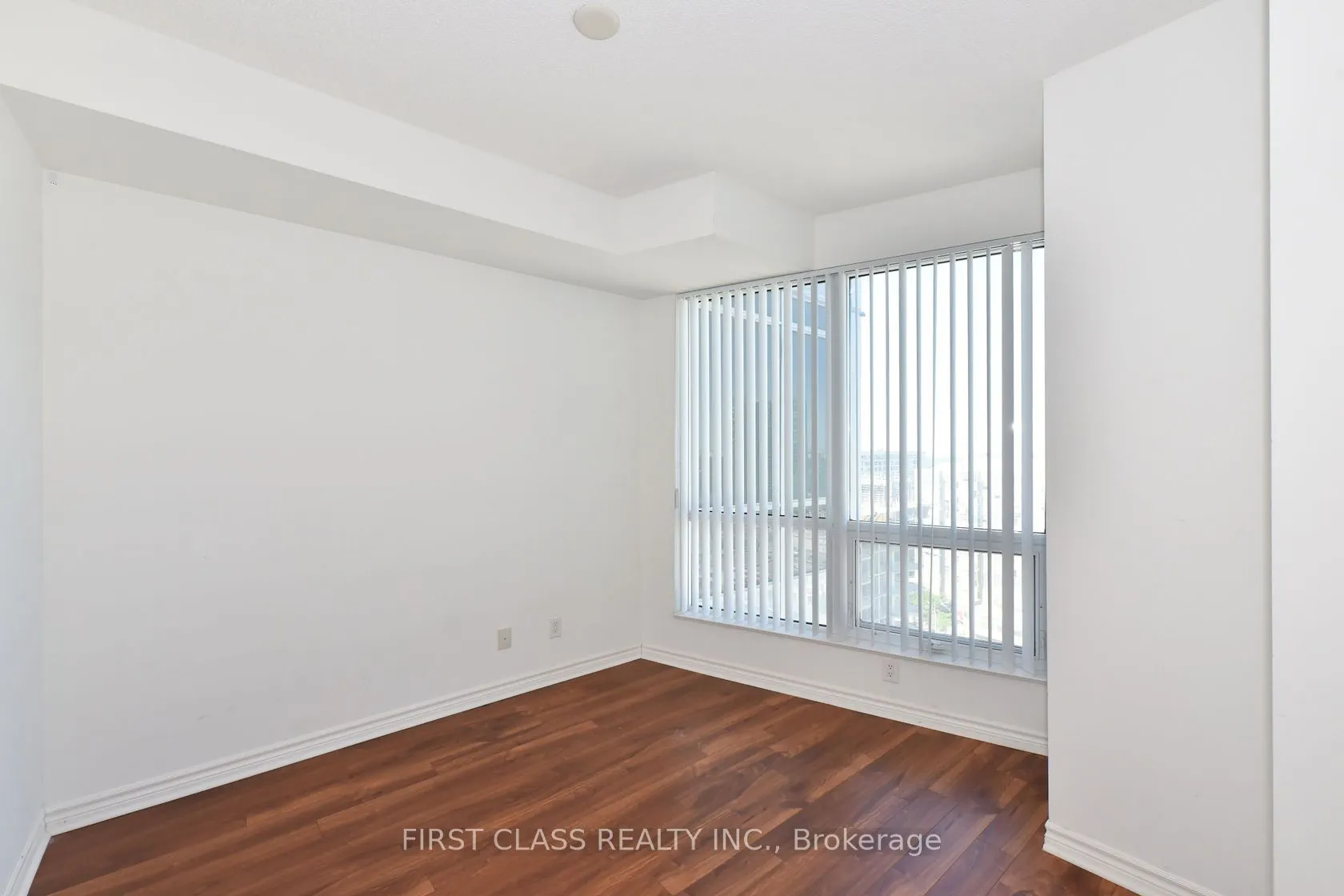 18 Holmes Avenue, #1806