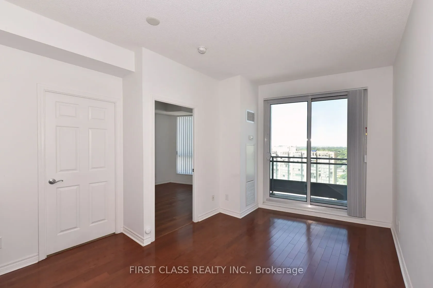 18 Holmes Avenue, #1806