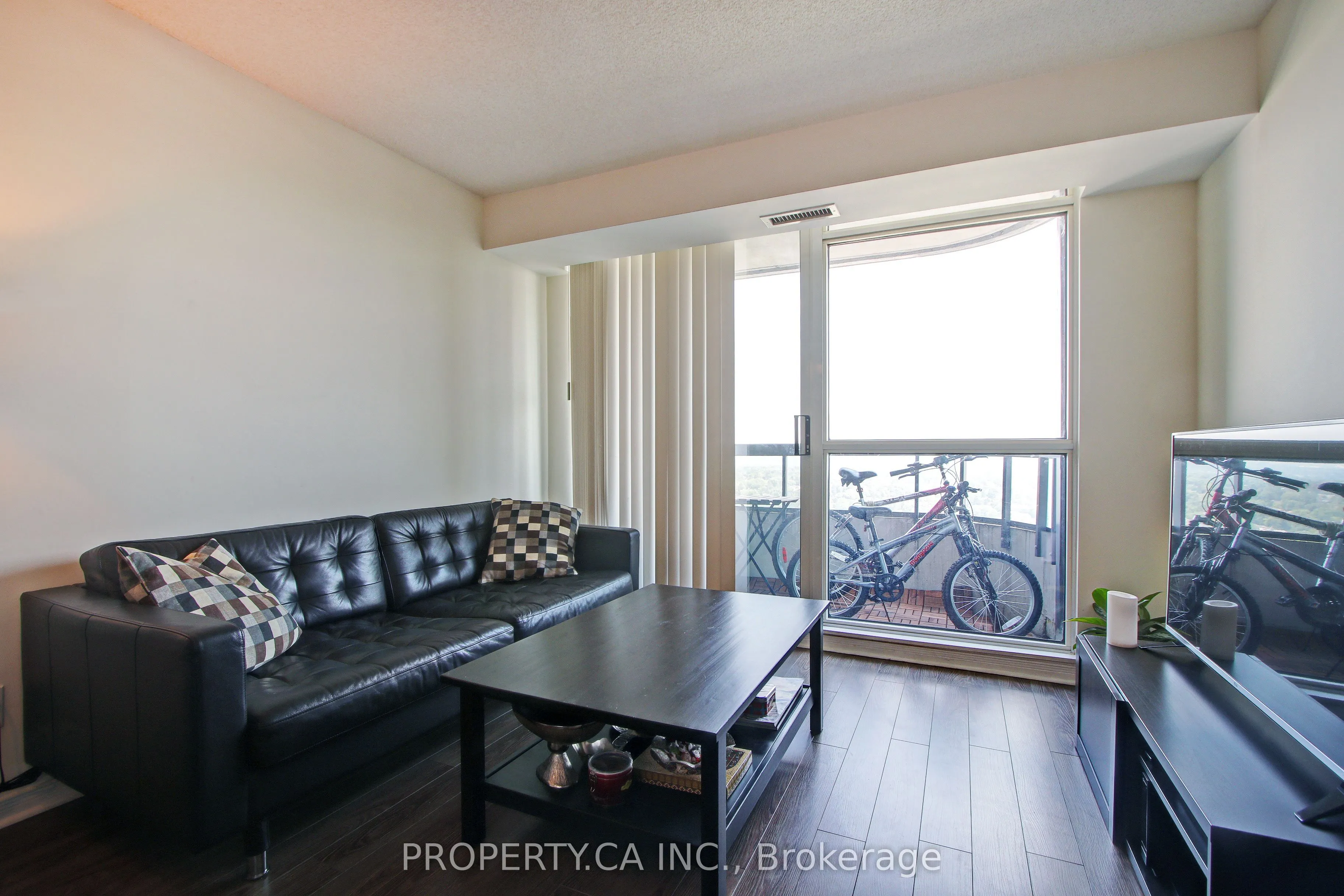 8 Hillcrest Avenue, #2309