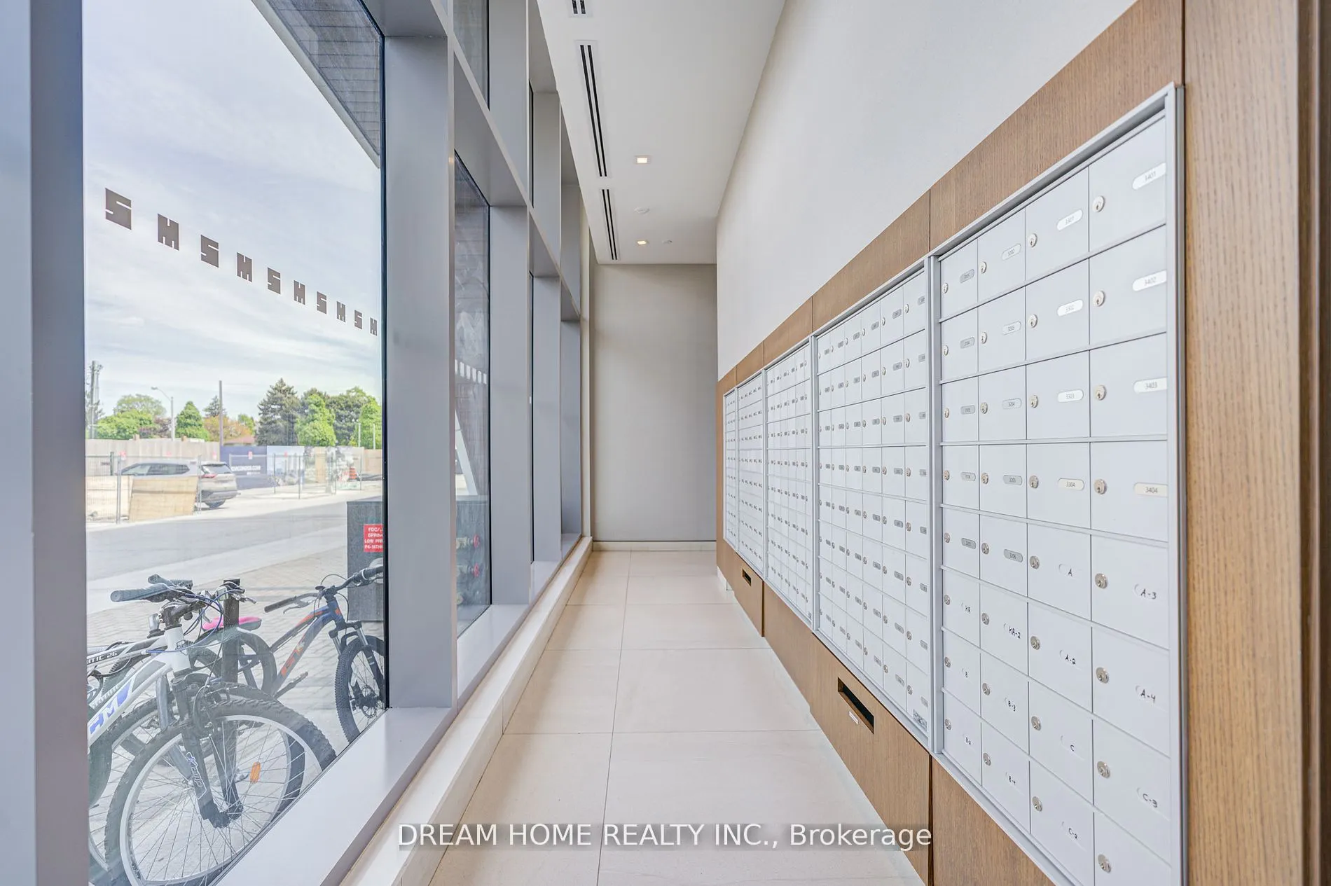 7 Golden Lion Heights, #1806