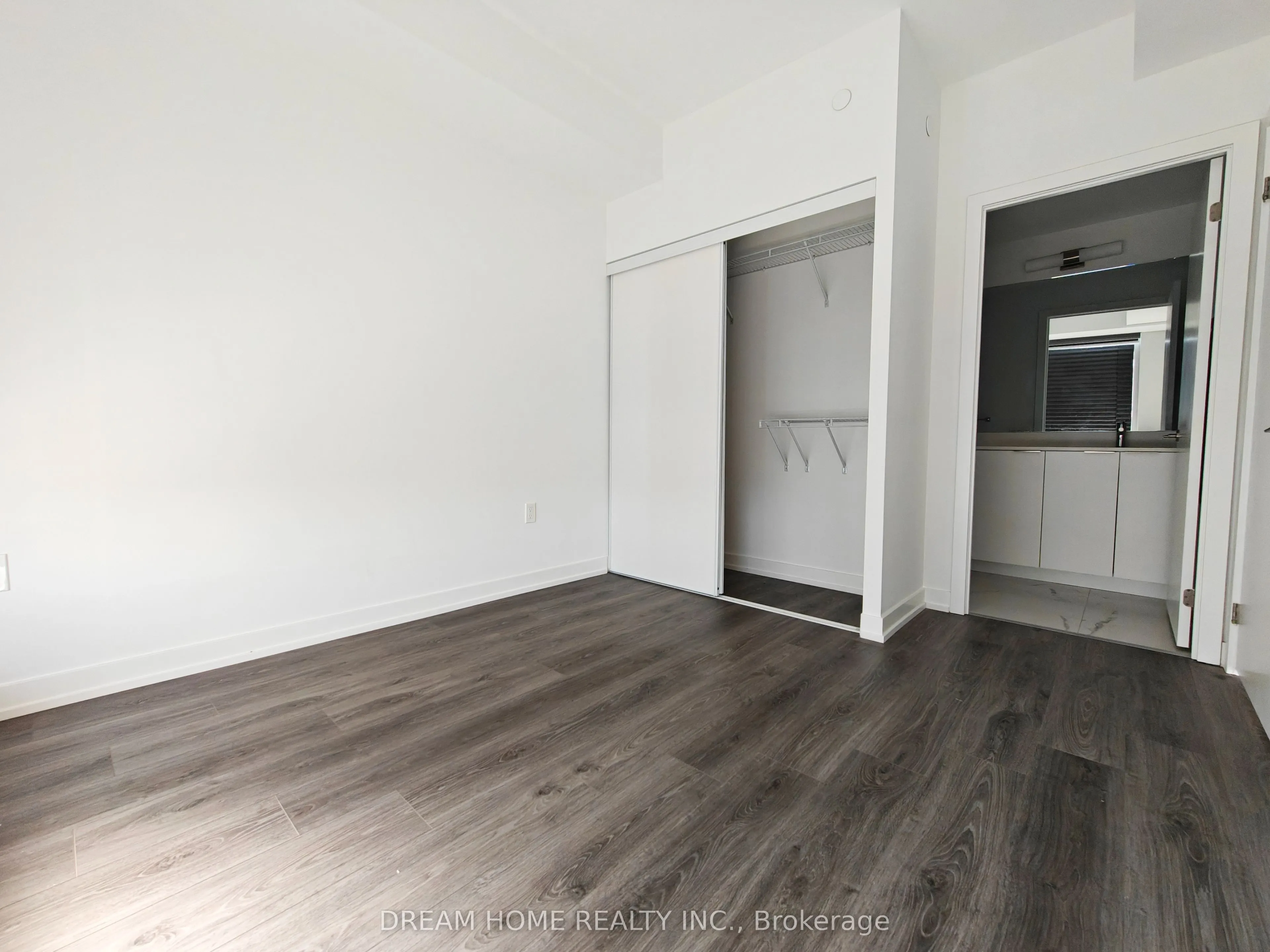 7 Golden Lion Heights, #1806