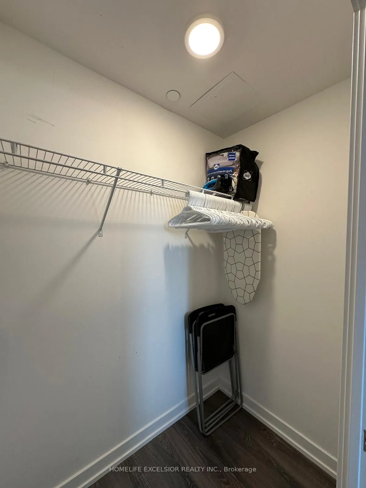 20 Edward Street, #1112