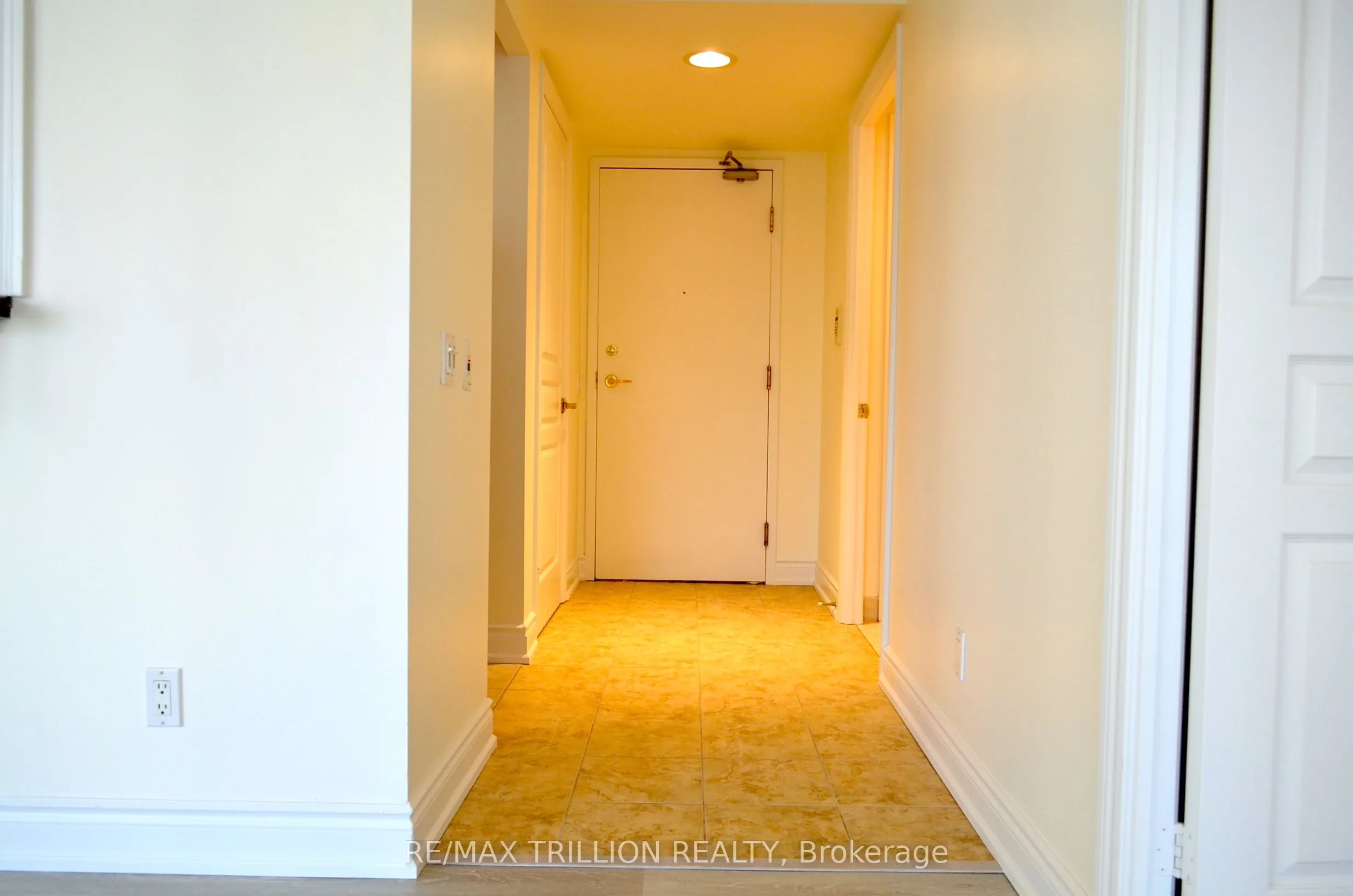 5 Northtown Way, #1611