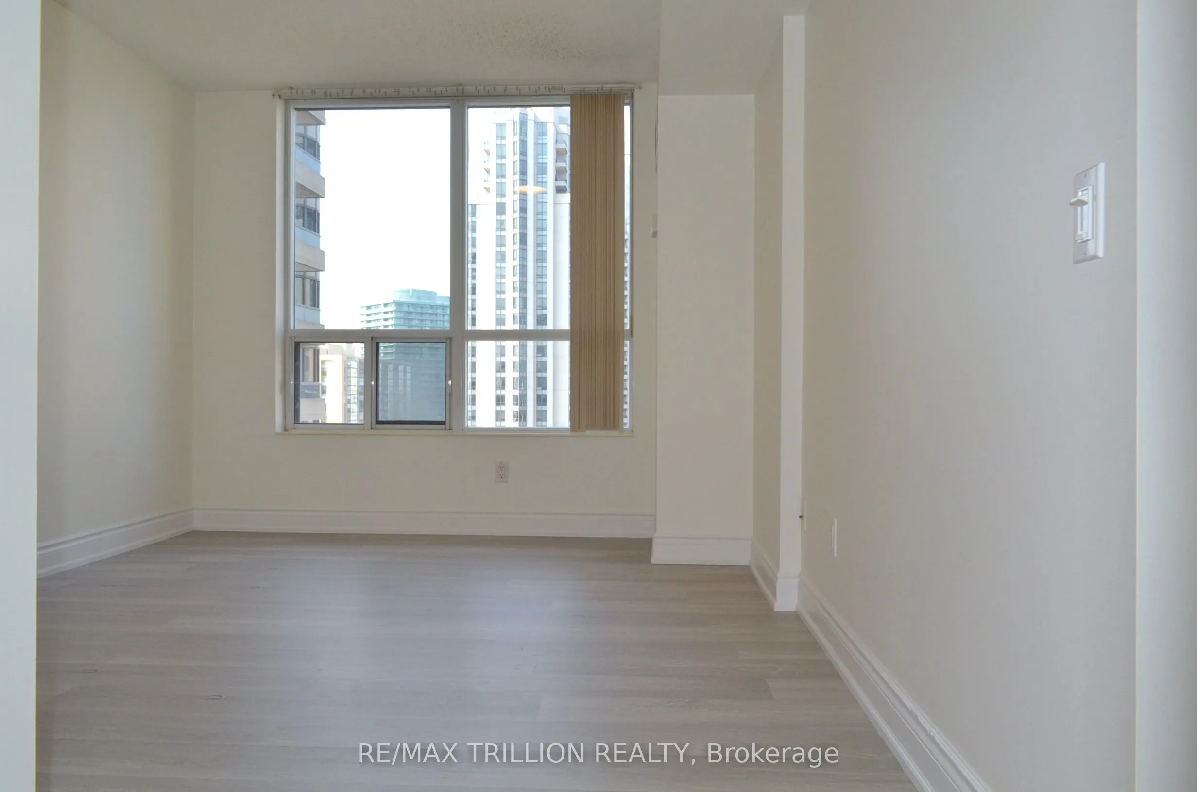 5 Northtown Way, #1611