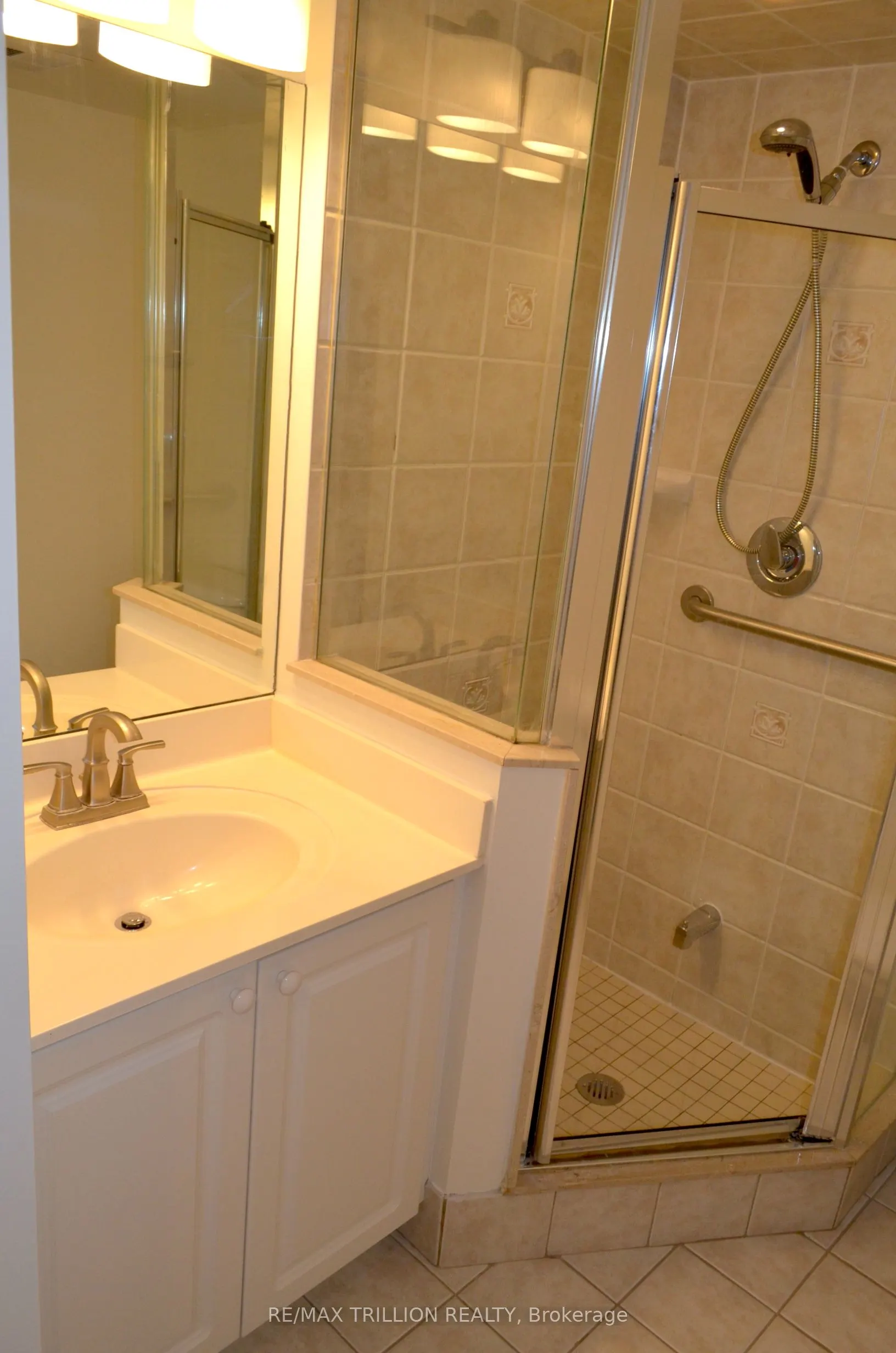 5 Northtown Way, #1611