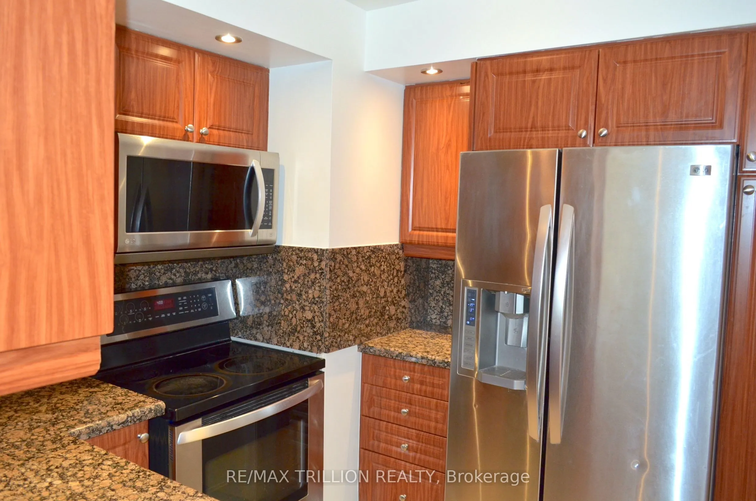 5 Northtown Way, #1611