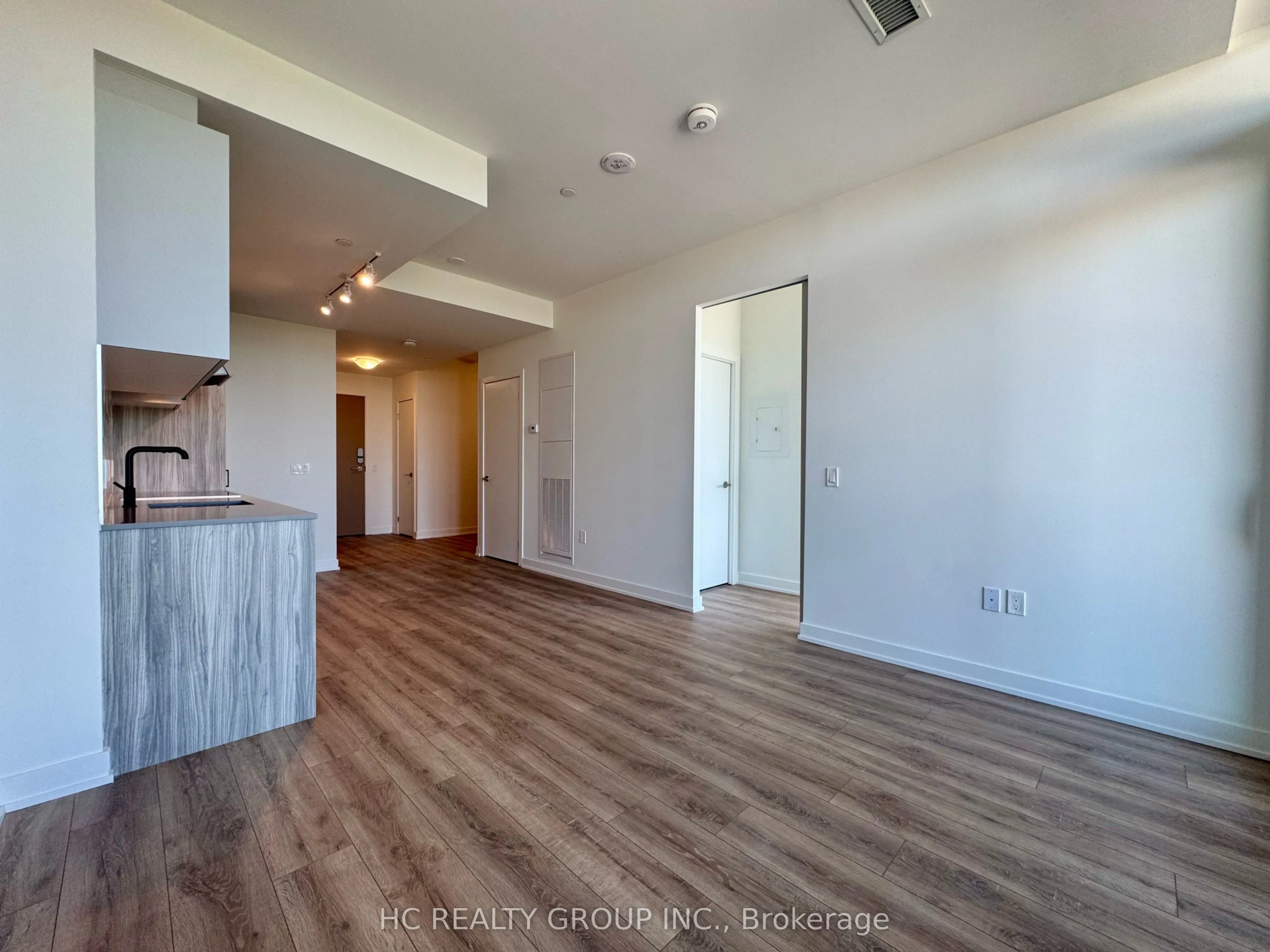 1 Kyle Lowry Road, #609