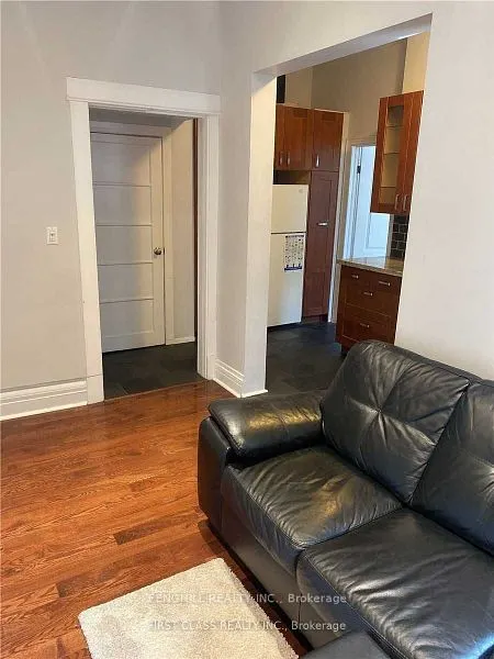 125 Maitland Street, #Main