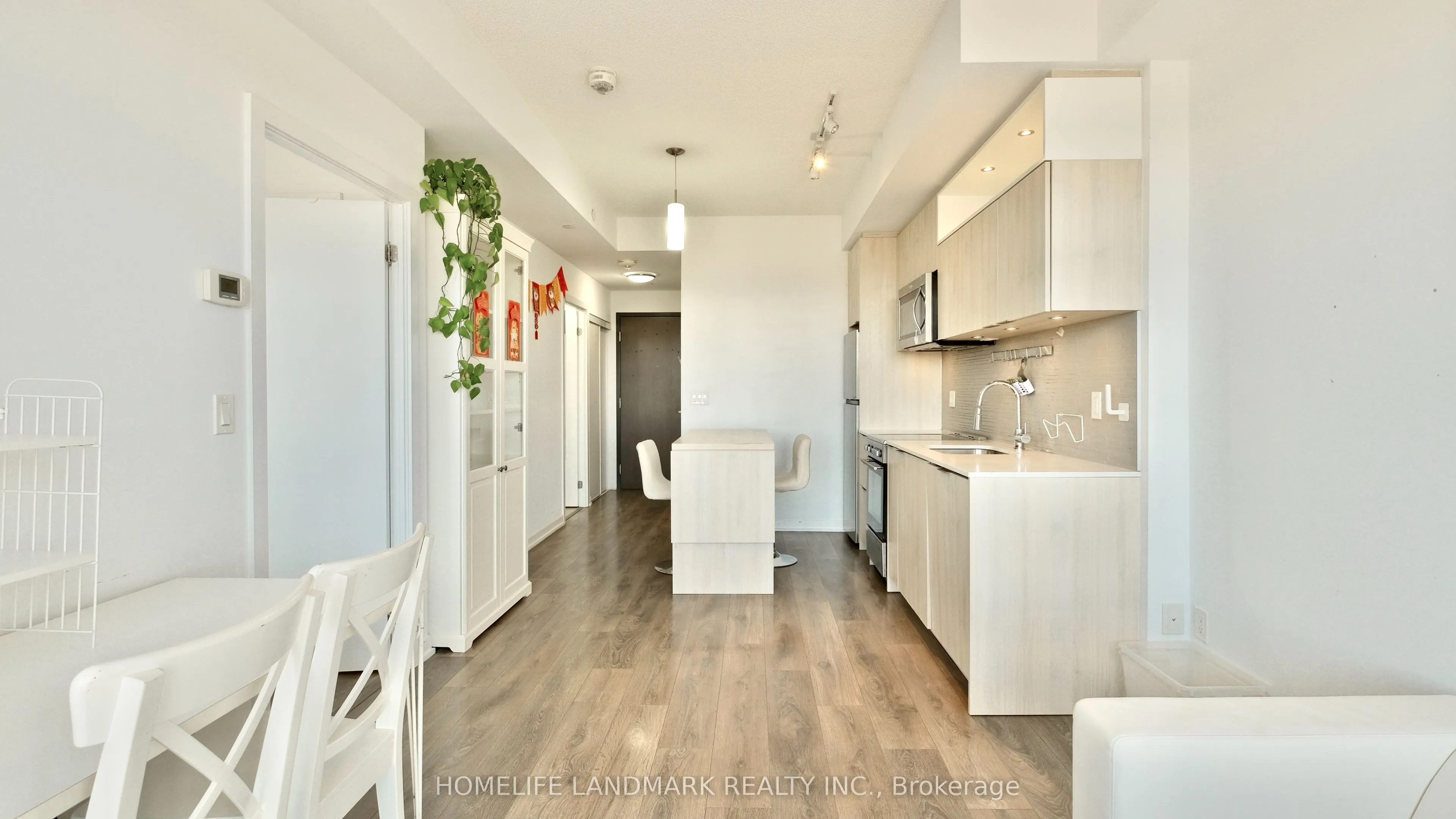 50 Forest Manor Road, #904