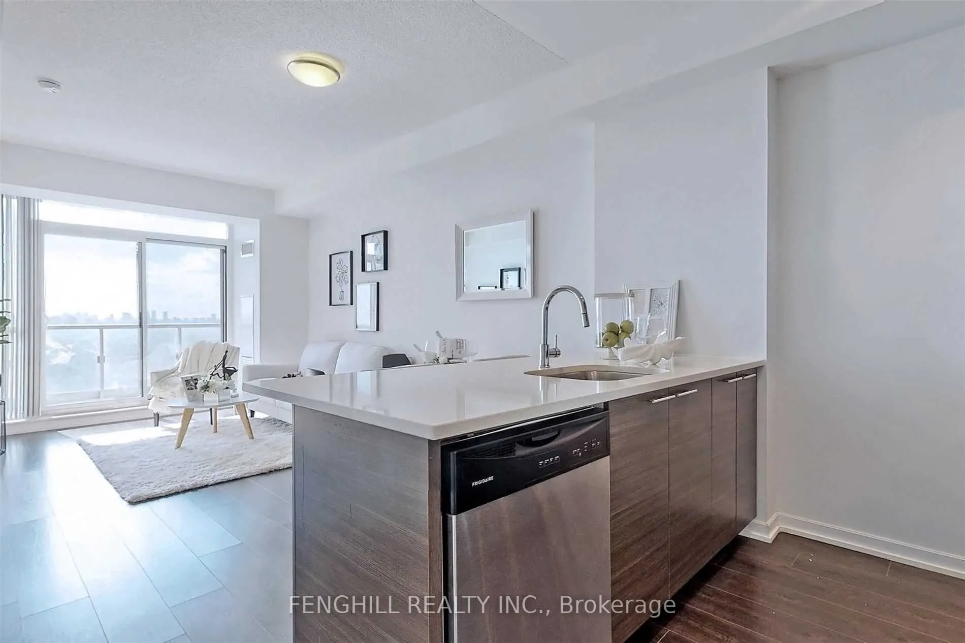 66 Forest Manor Road, #1713