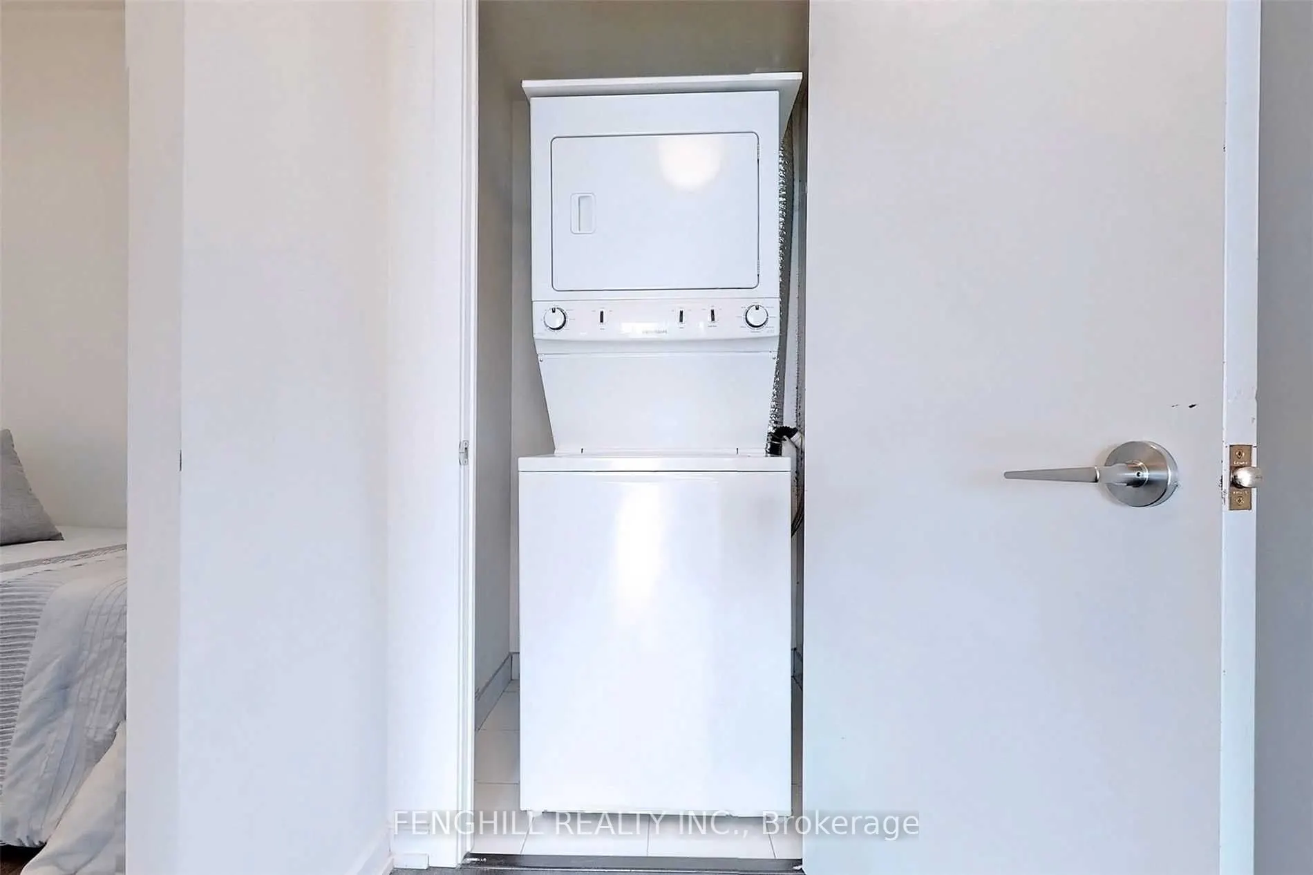 66 Forest Manor Road, #1713
