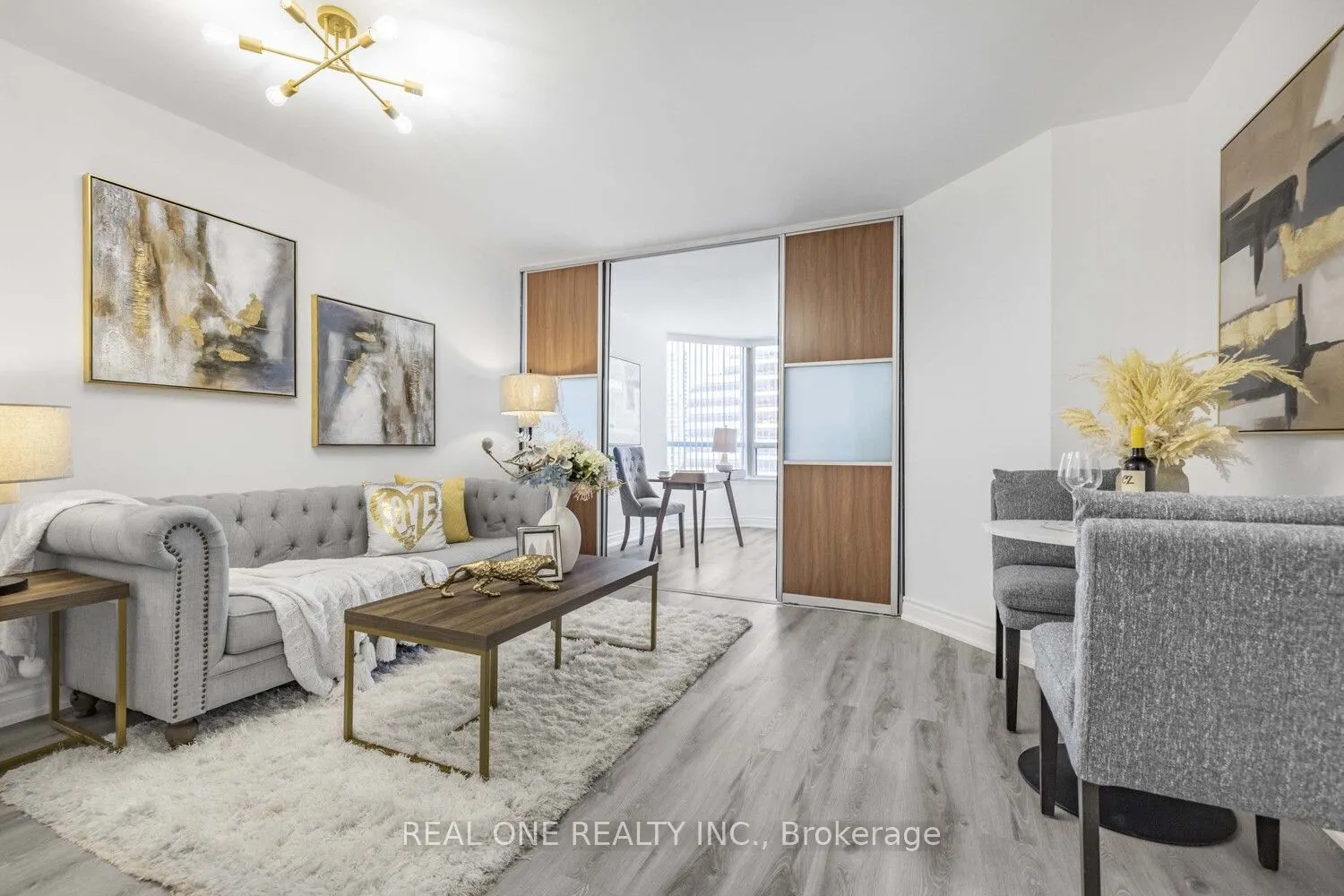 7 Bishop Avenue, #1015