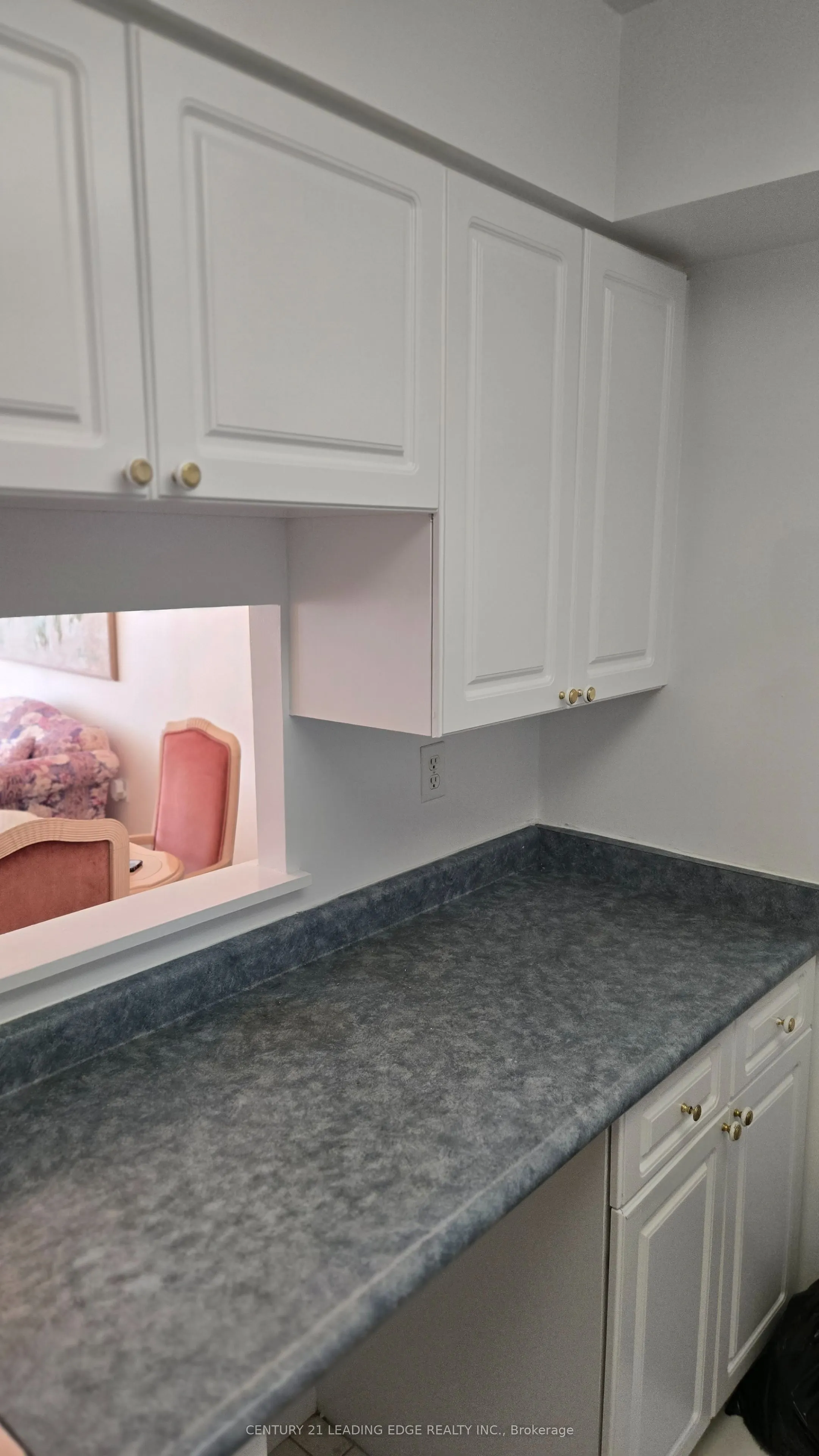 21 OVERLEA Boulevard, #508