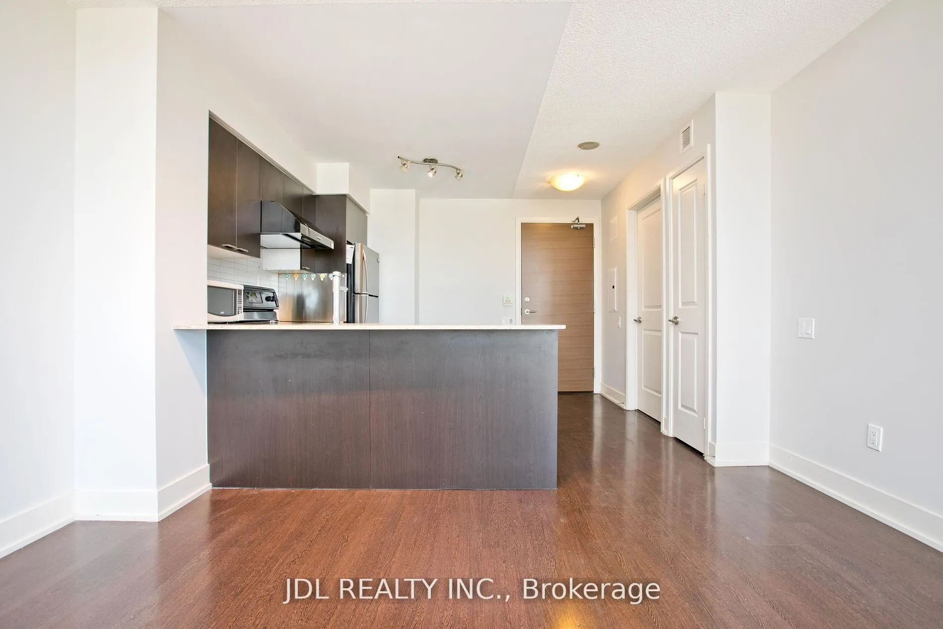 23 Sheppard Avenue E, #911
