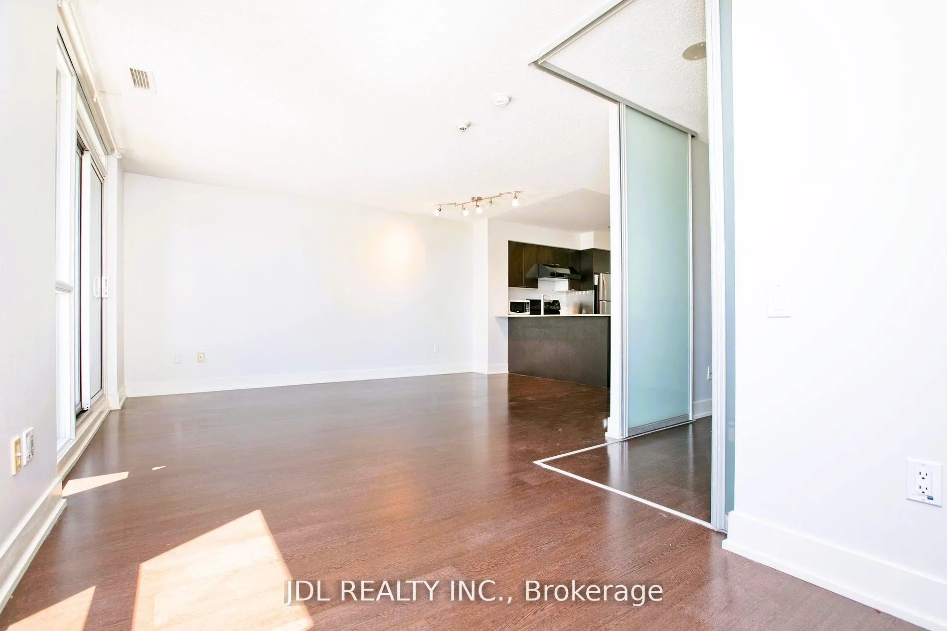 23 Sheppard Avenue E, #911