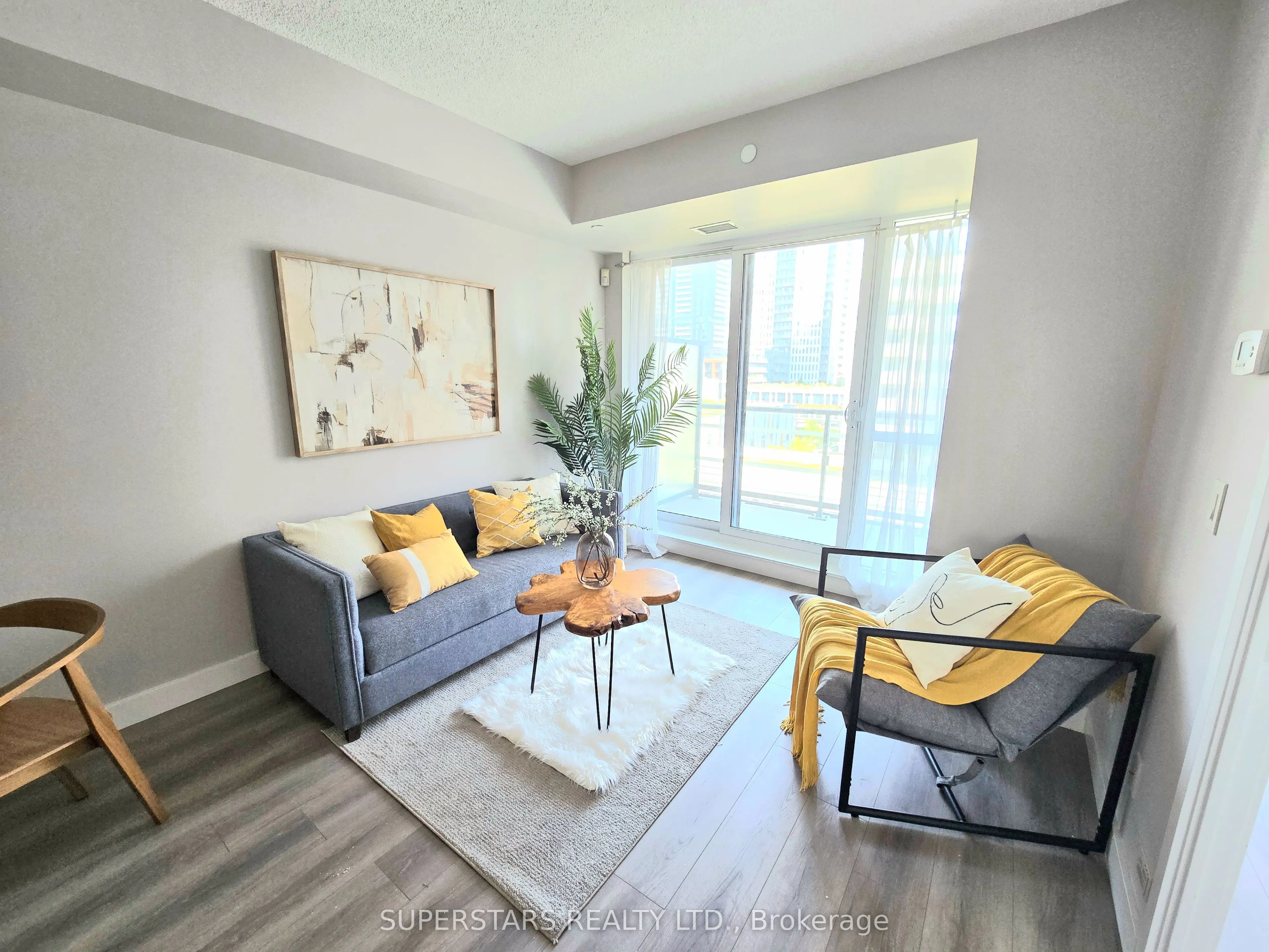 200 Sackville Street, #614