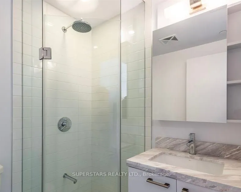 2221 Yonge Street, #1107
