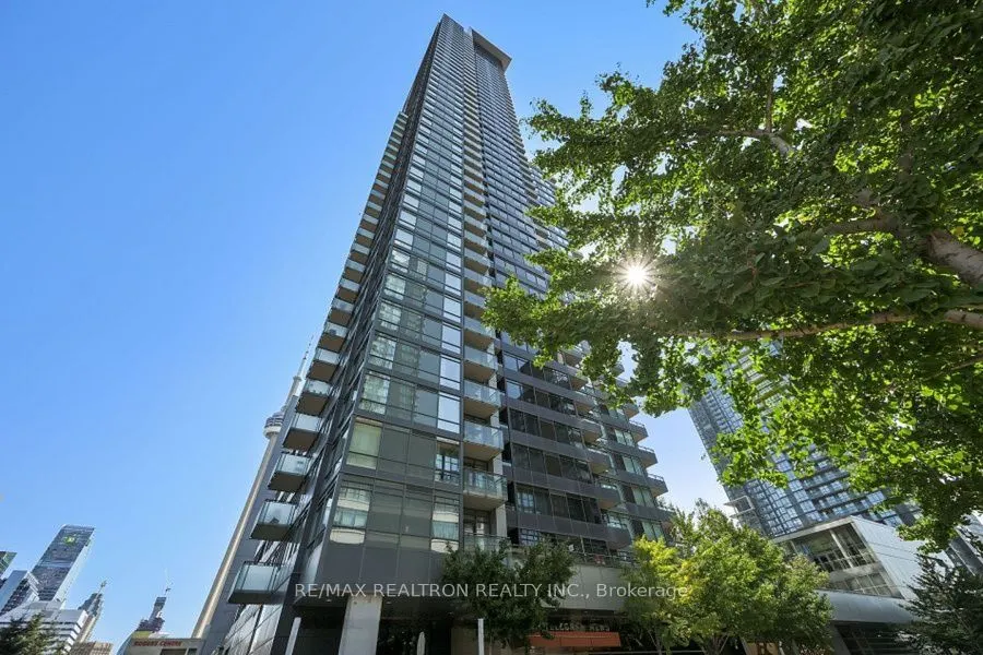 25 Telegram Mews, #4703