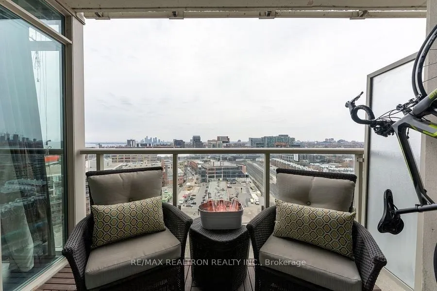 125 Western Battery Road, #1613