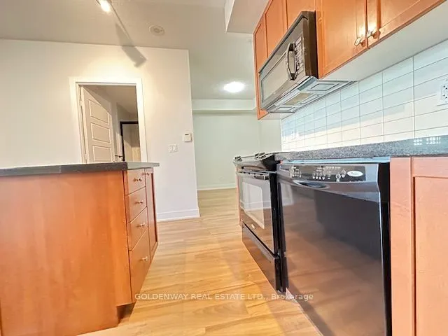 28 Linden Street, #803