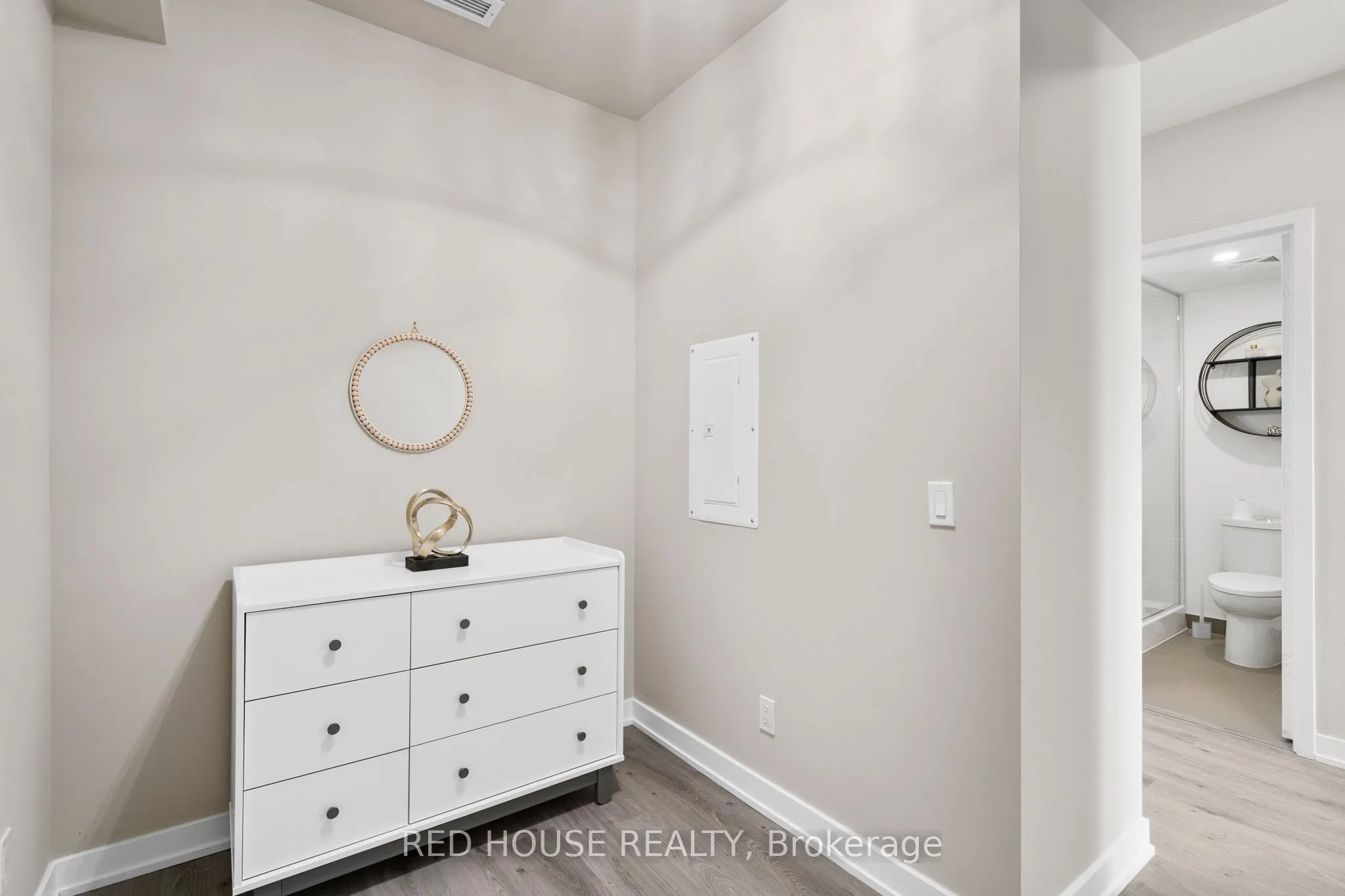 10 Deerlick Court, #1705