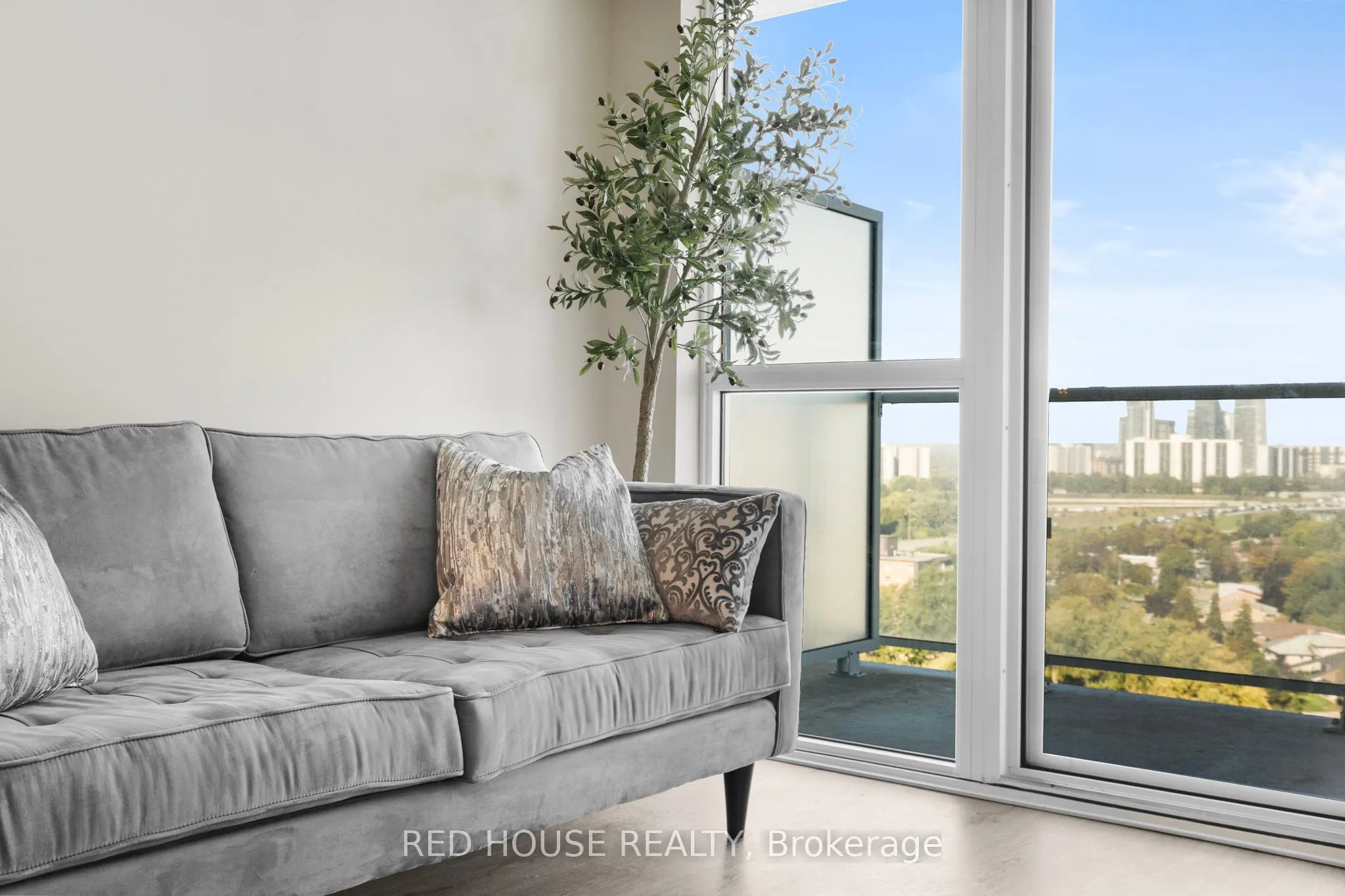 10 Deerlick Court, #1705