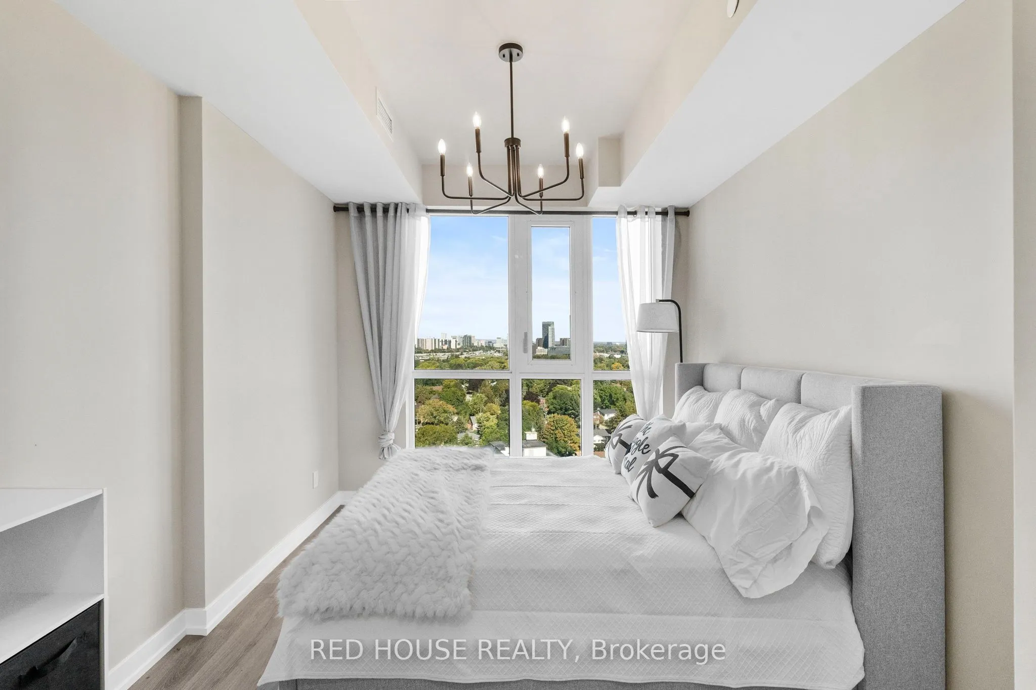 10 Deerlick Court, #1705