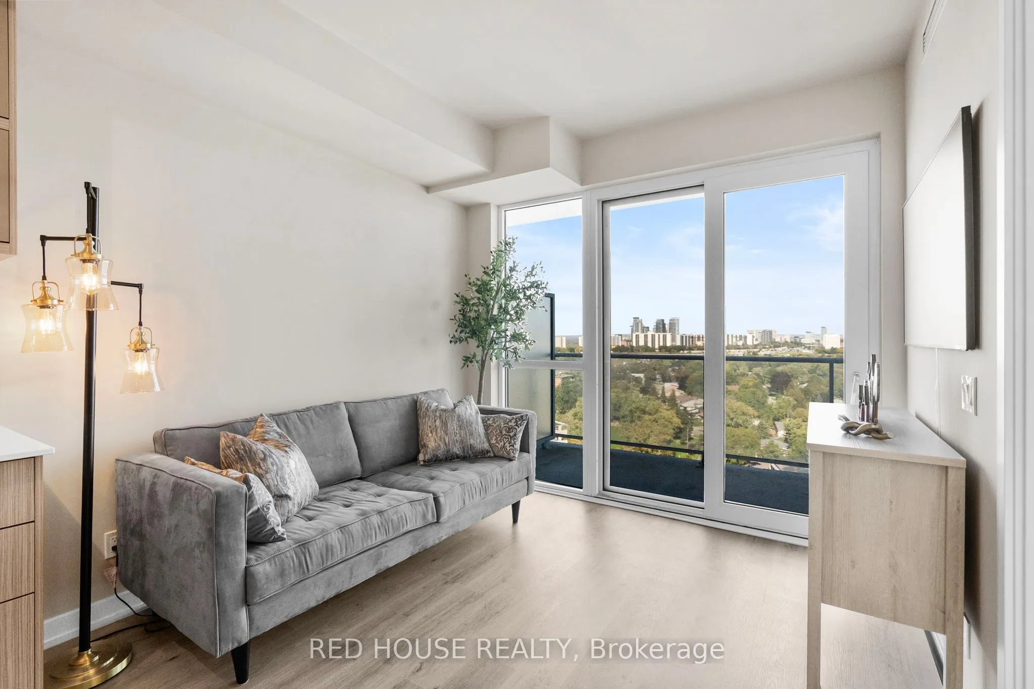 10 Deerlick Court, #1705