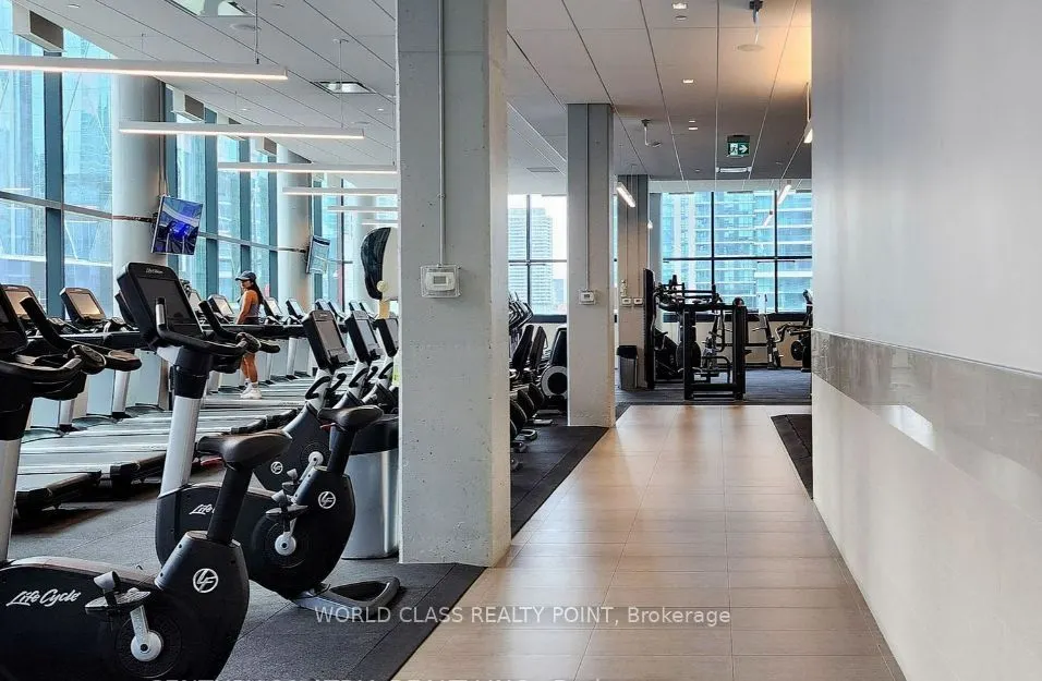 100 Harbour Street, #3711