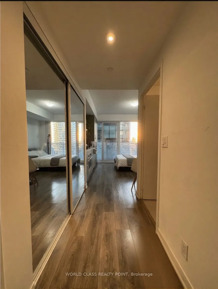 100 Harbour Street, #3711