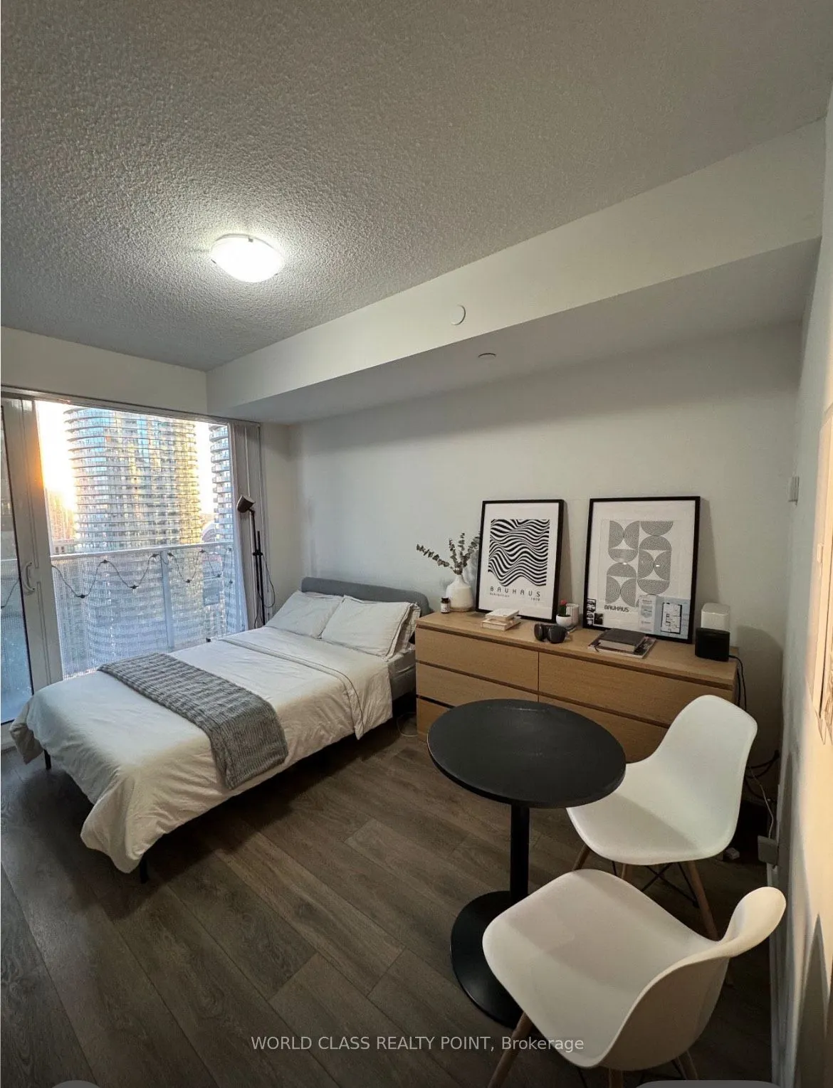 100 Harbour Street, #3711