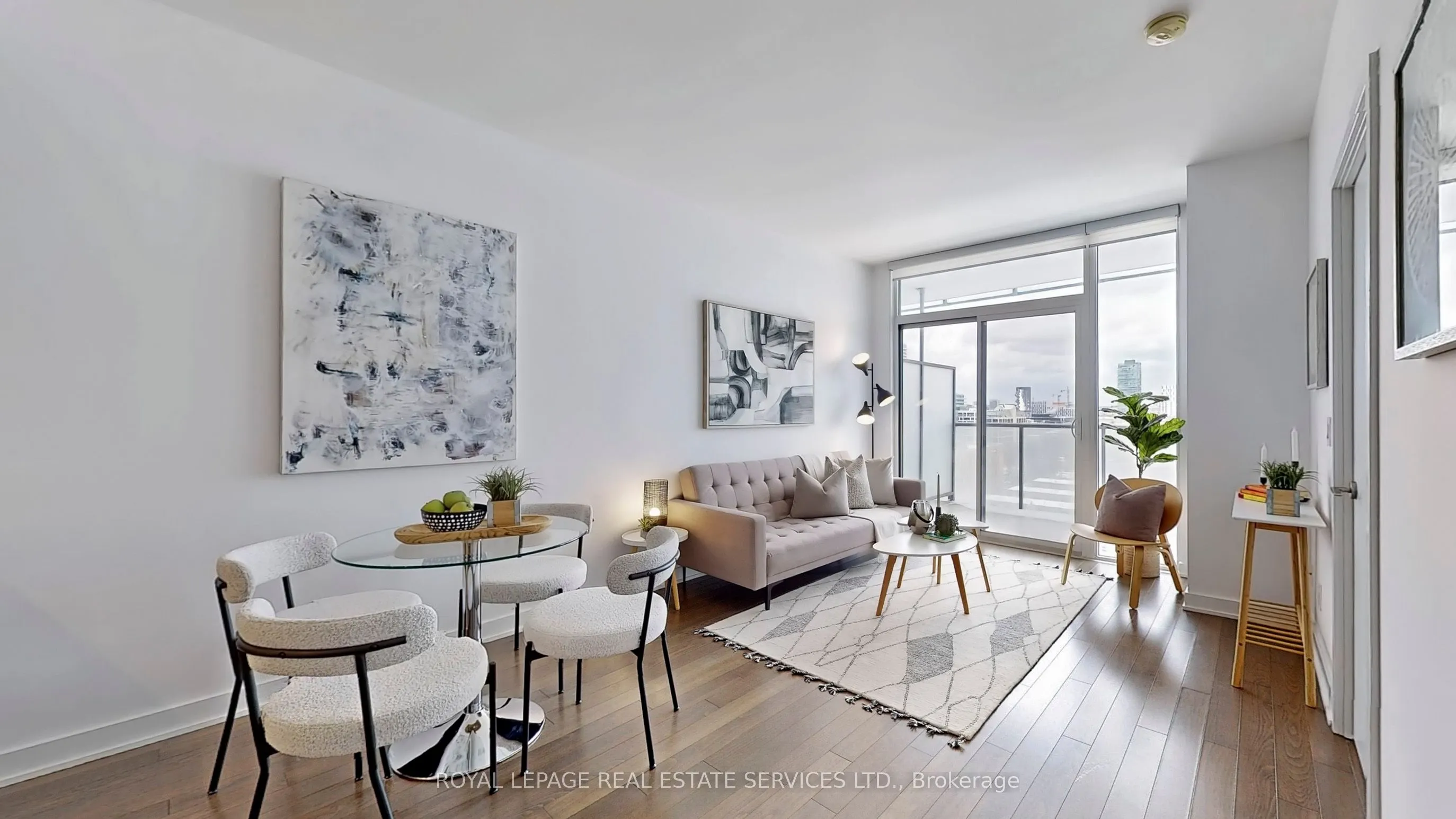 1 Market Street, #1209