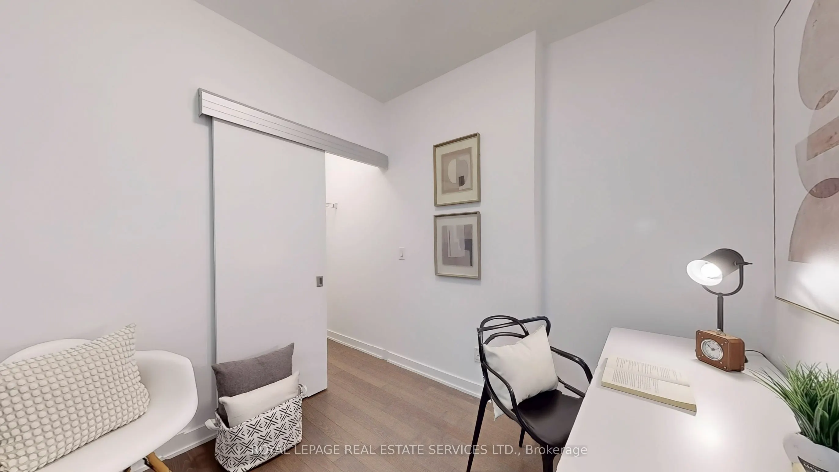 1 Market Street, #1209