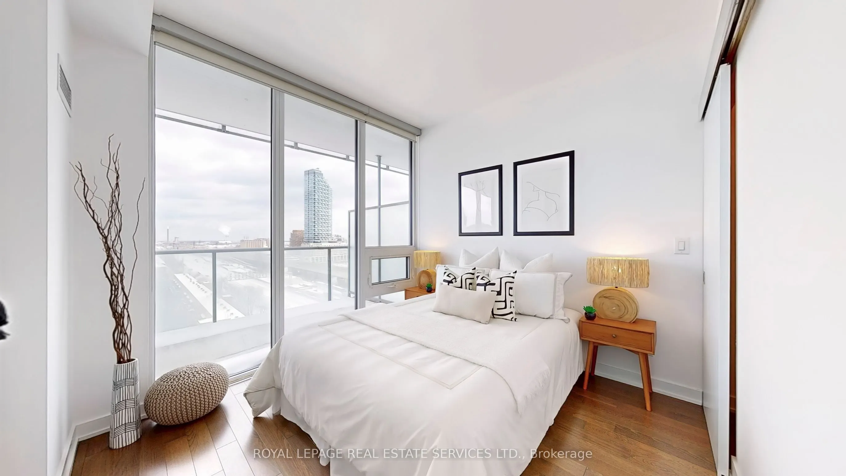 1 Market Street, #1209