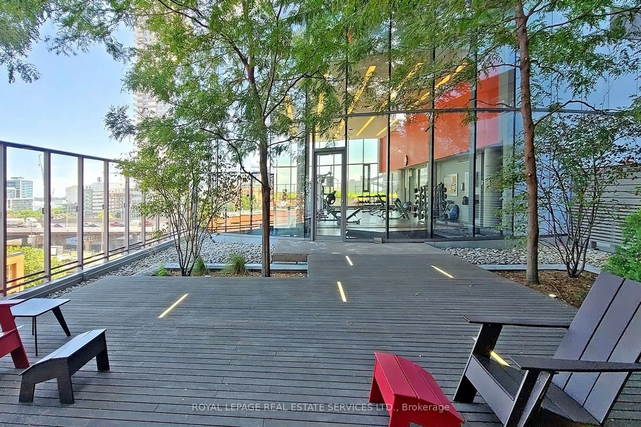1 Market Street, #1209