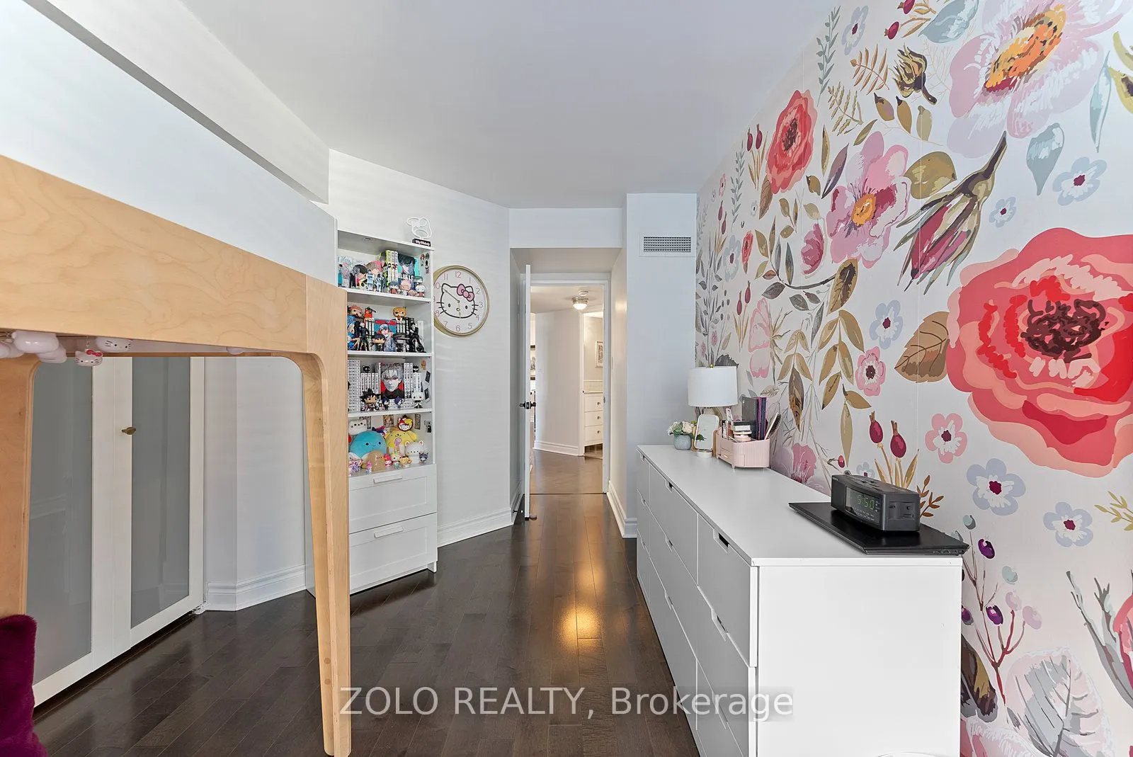 30 Holly Street, #1701