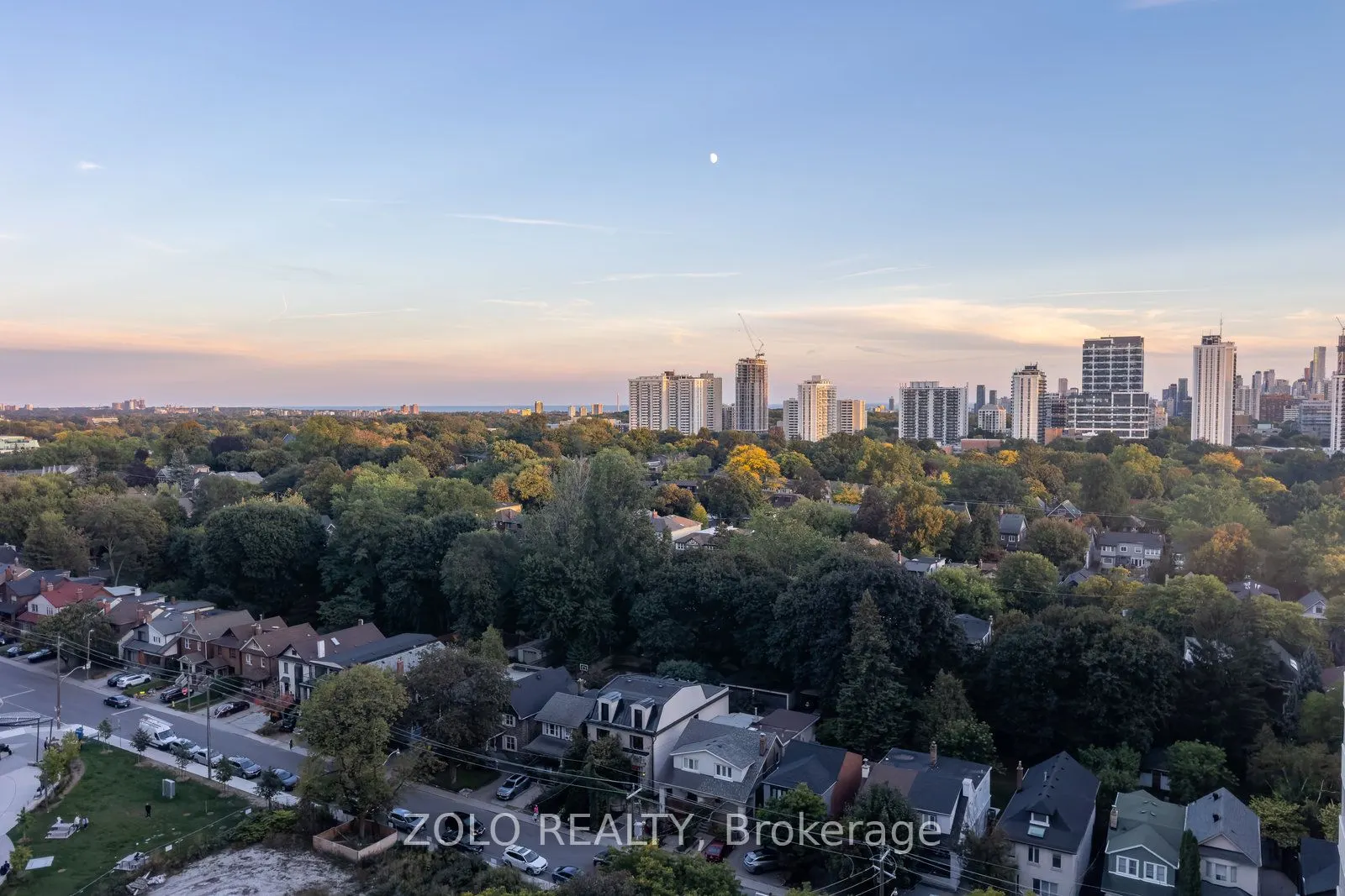 30 Holly Street, #1701