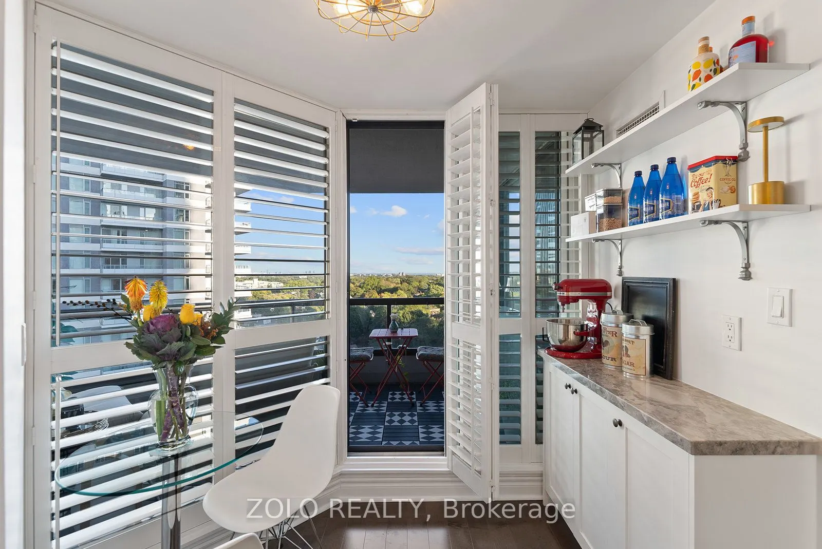 30 Holly Street, #1701