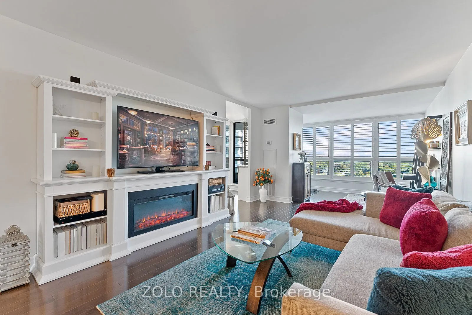 30 Holly Street, #1701